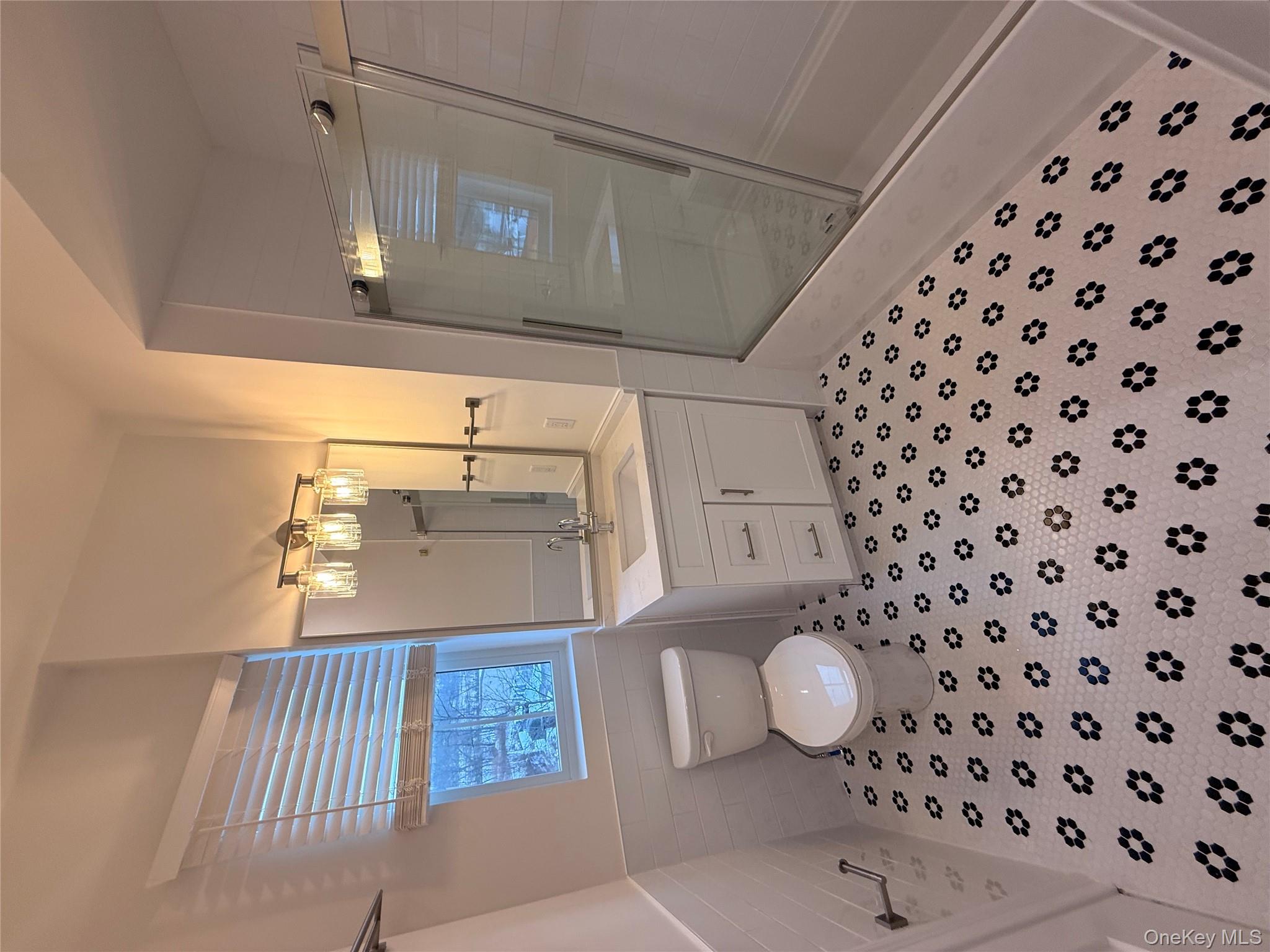 #18 photo, 122 Greenwich Avenue, Goshen , NY 10924