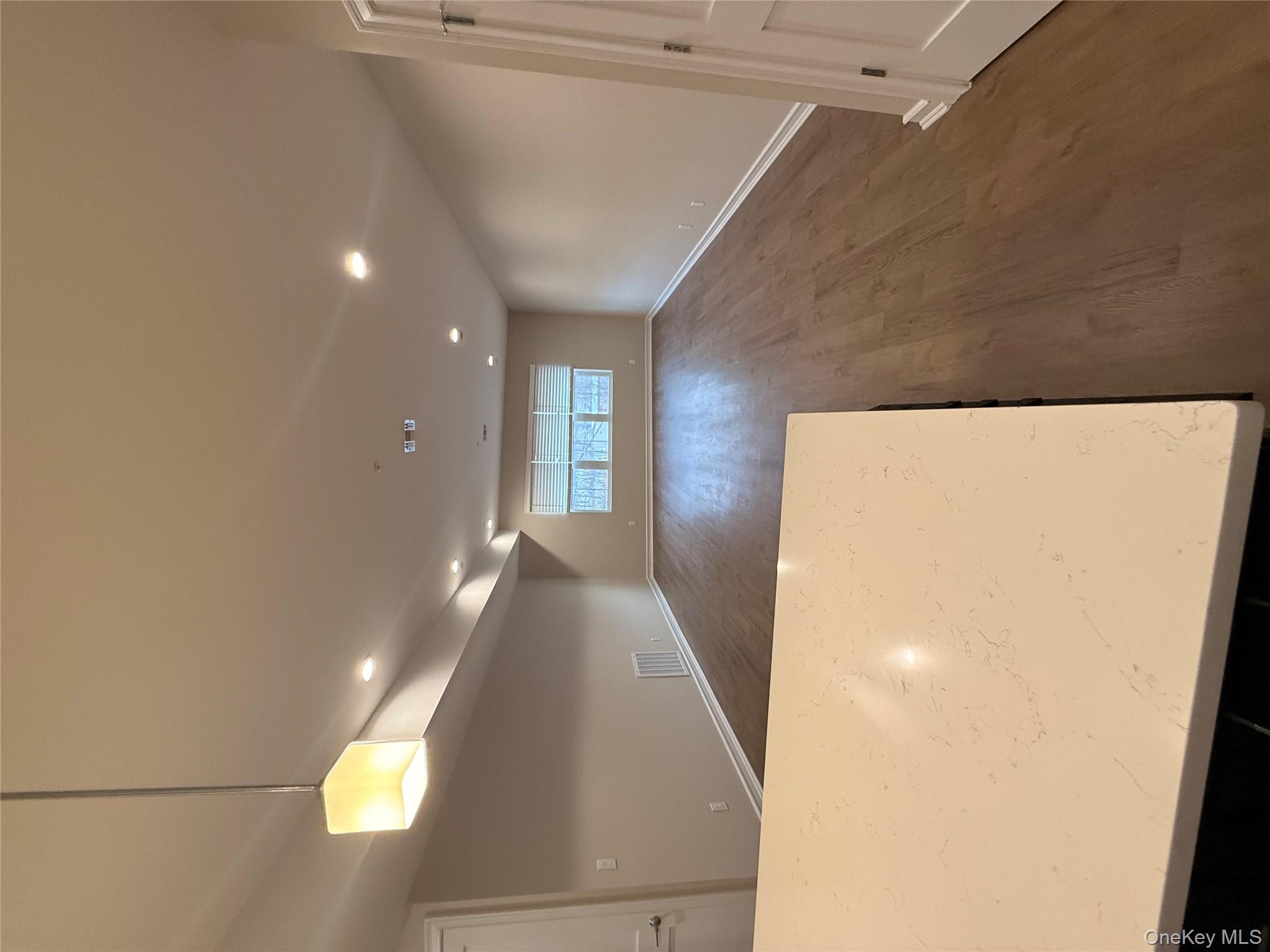 #4 photo, 122 Greenwich Avenue, Goshen , NY 10924