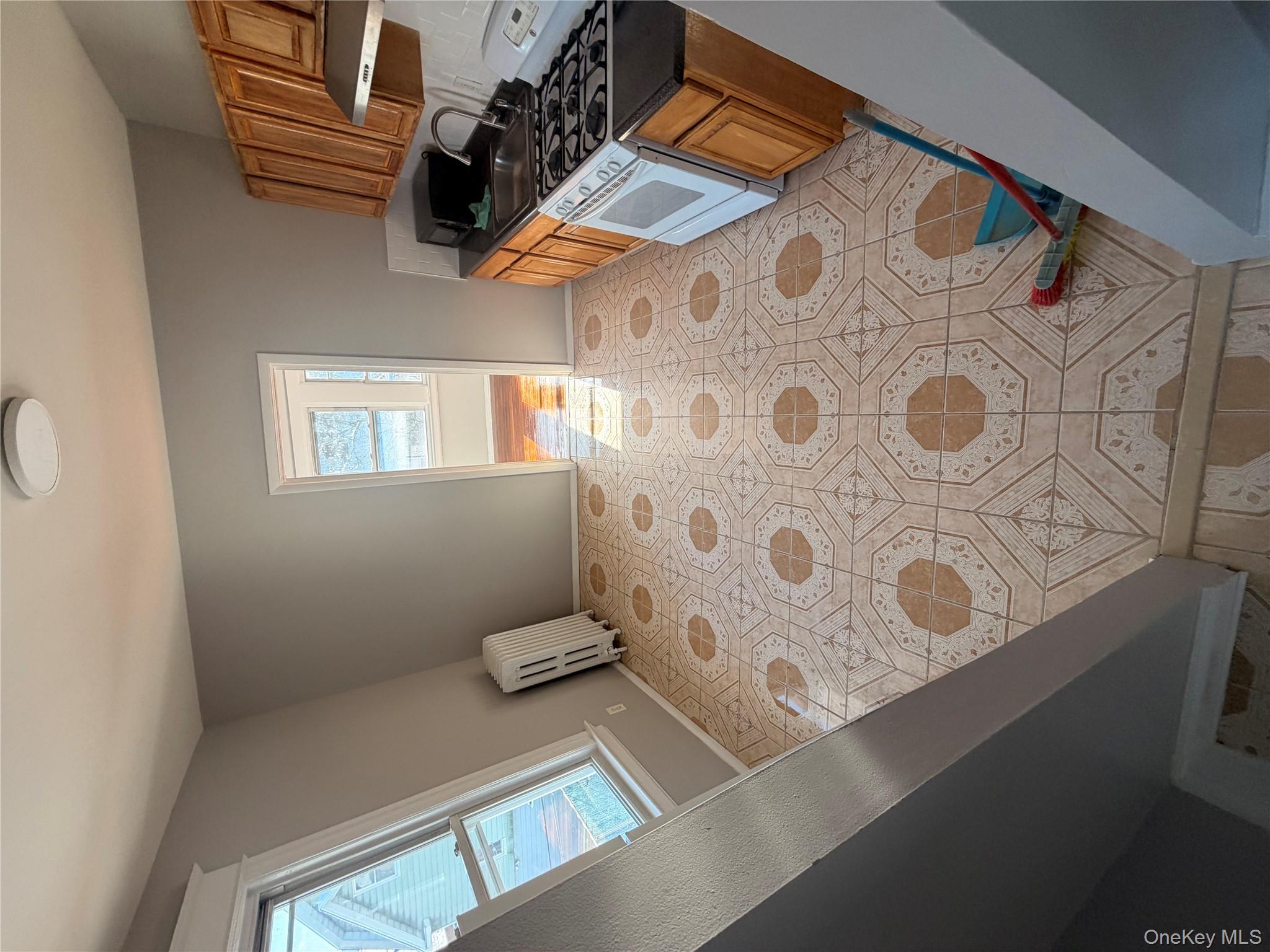 #10 photo, 16 Wallace Avenue, Mount Vernon , NY 10552