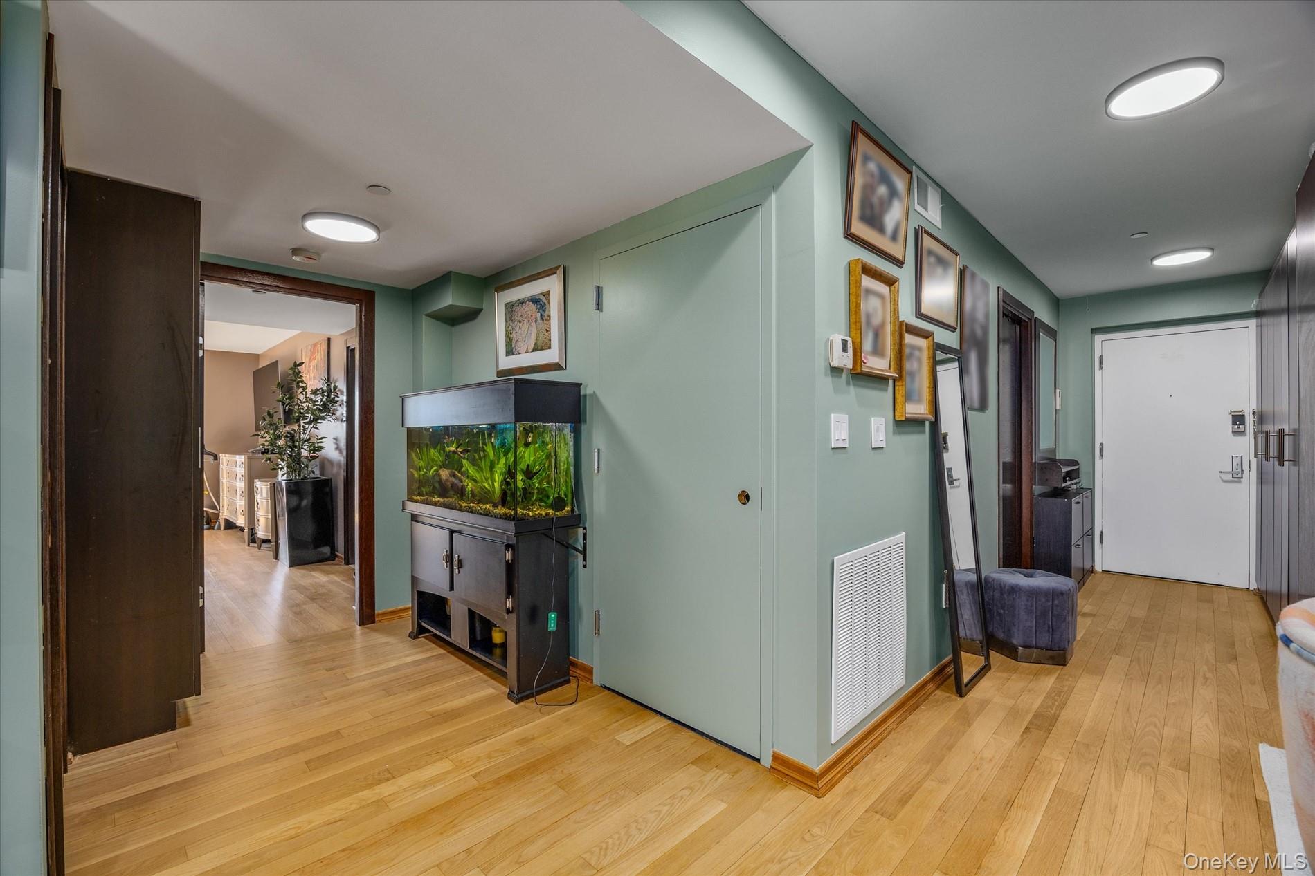 #6 photo, 3015 Brighton 6th Street, Brooklyn , NY 11235