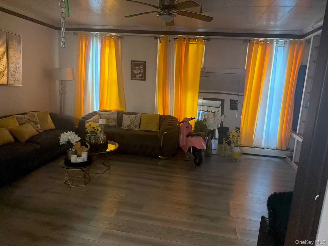 #5 photo, 249 Calhoun Avenue, Bronx , NY 10465