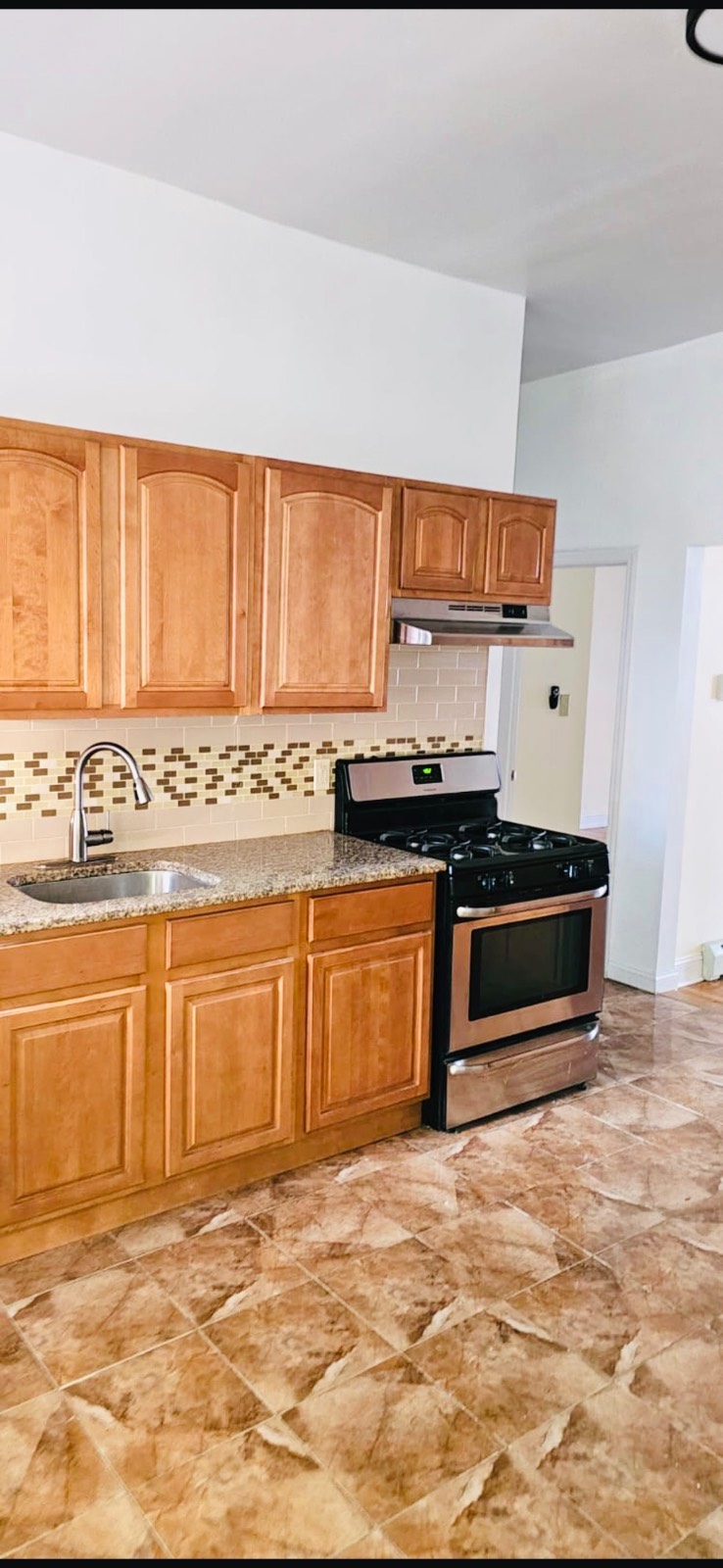 #2 photo, 753 Broadway , #2, Kingston , NY 12401