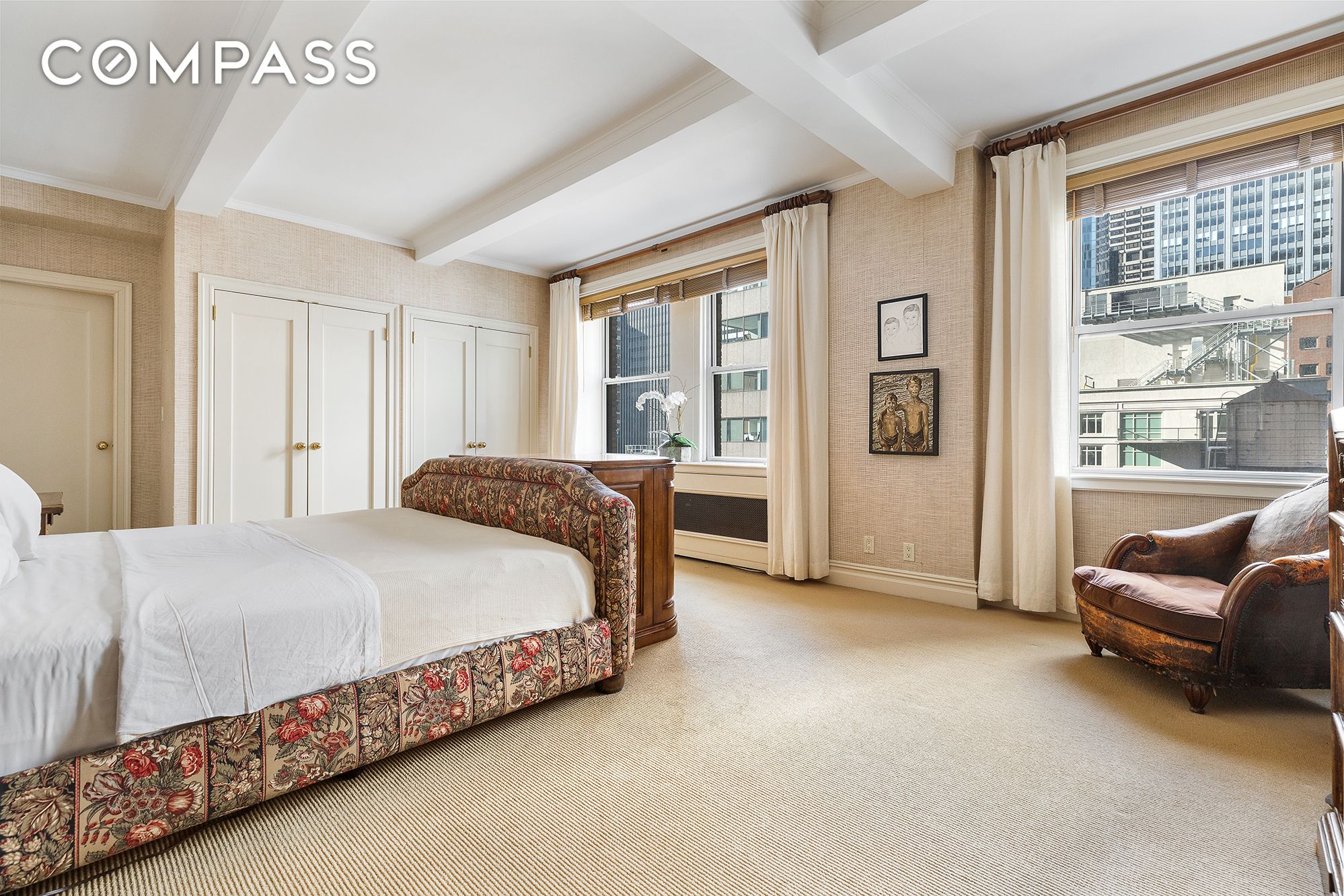 #12 photo, 111 E 56th Street, Midtown East , NY 10022