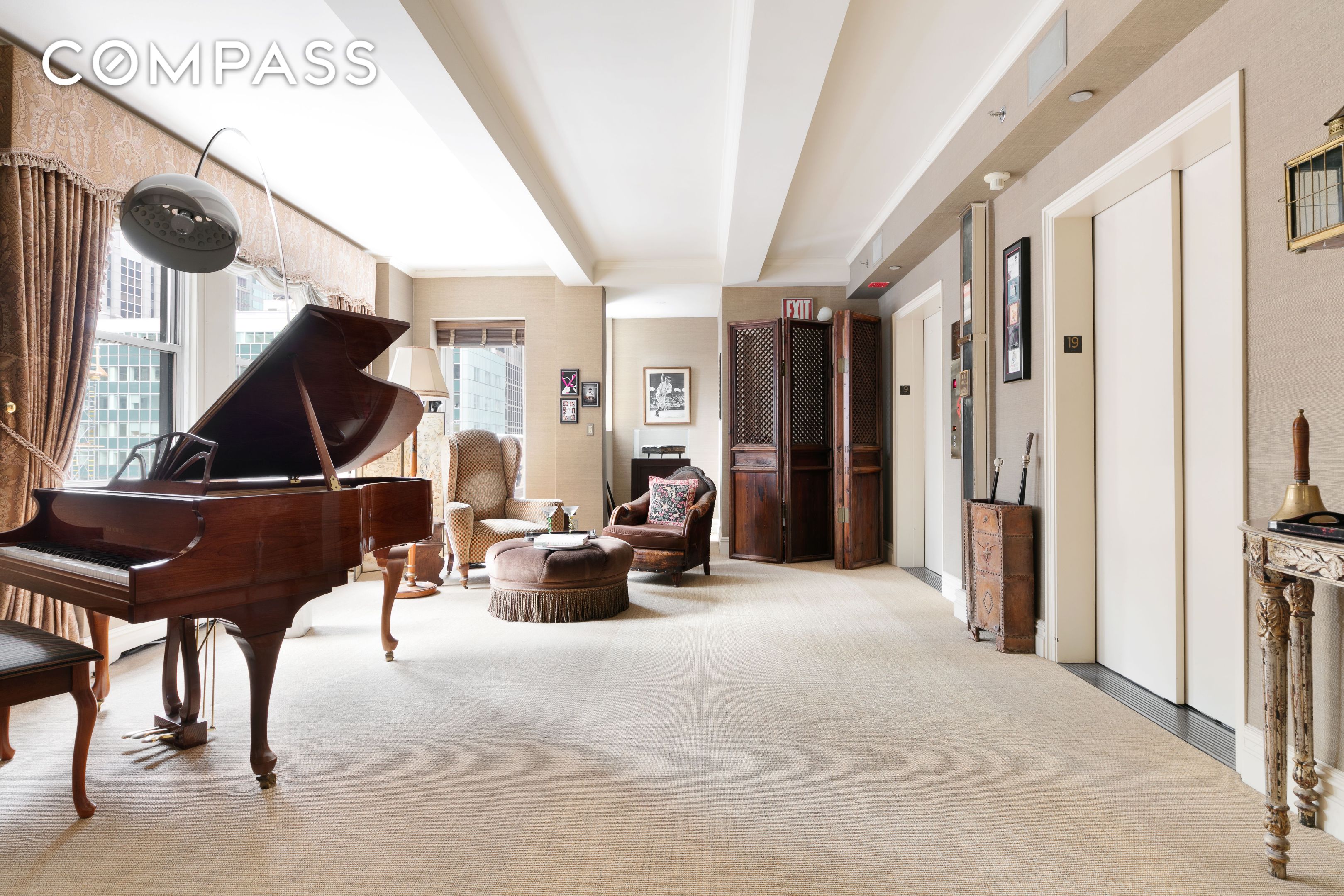 #16 photo, 111 E 56th Street, Midtown East , NY 10022