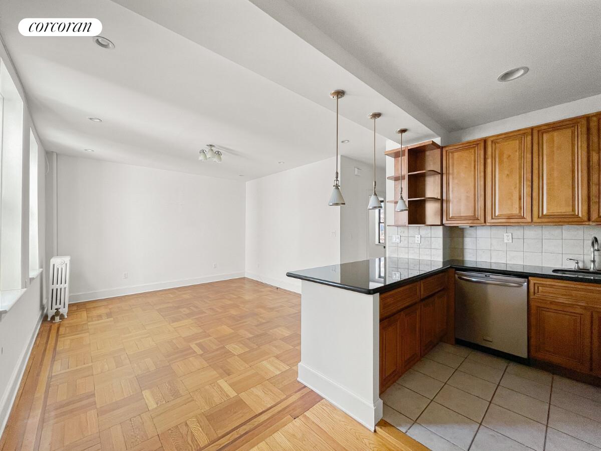#1 photo, Brooklyn, Bay Ridge , NY 11209