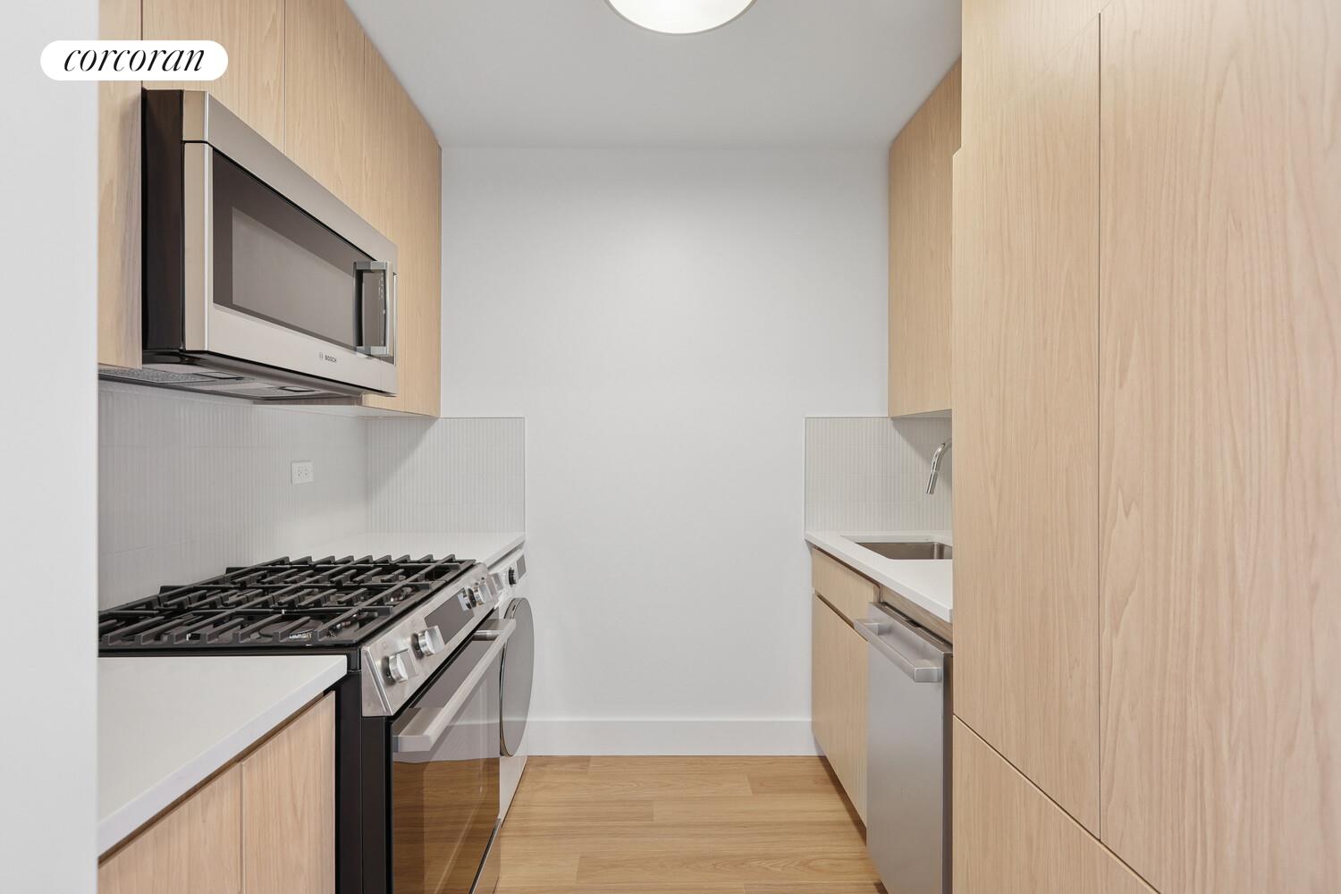 #5 photo, New York City, מנהטן Yorkville , NY 10128