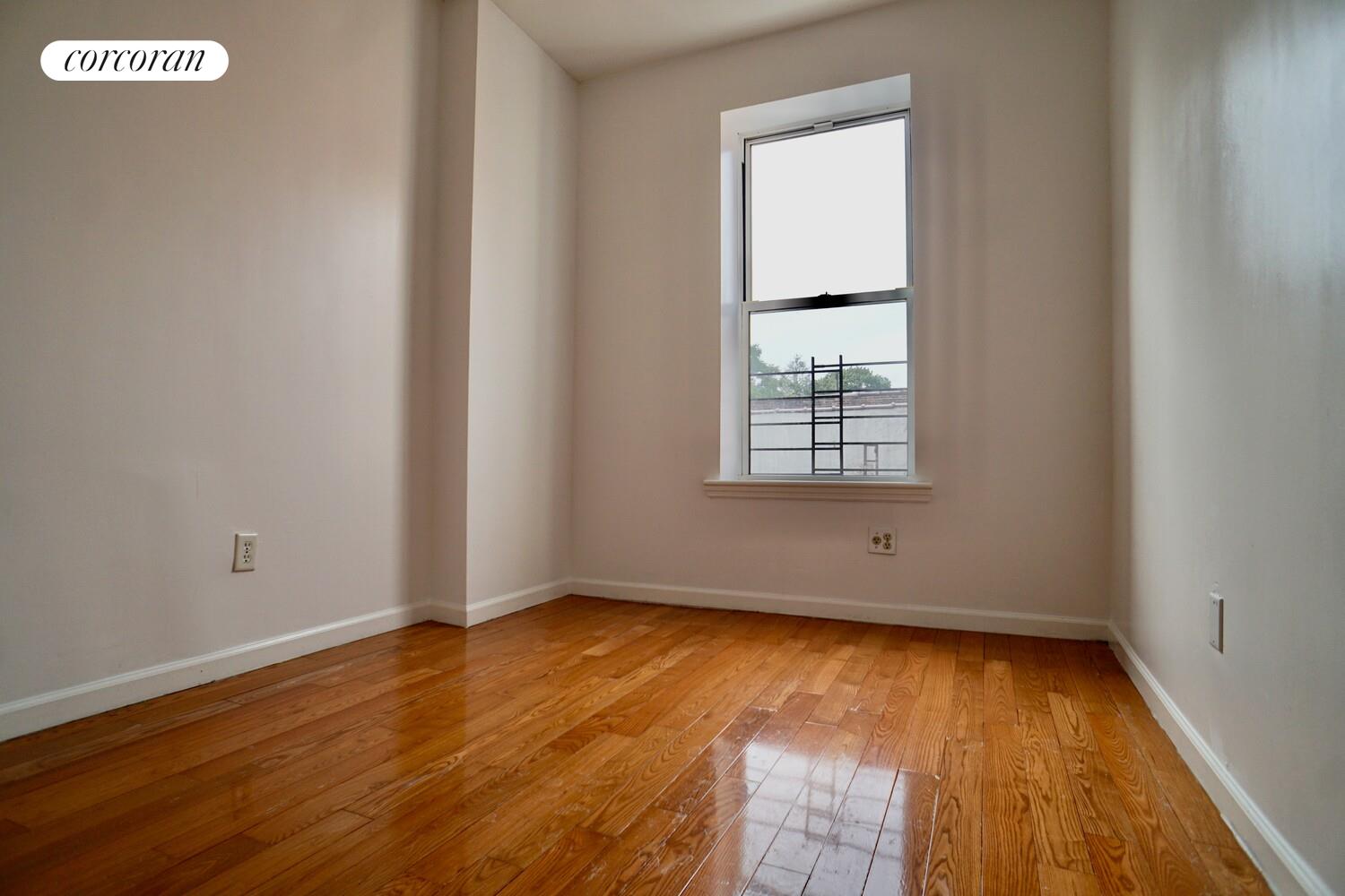 #4 photo, Brooklyn, Bay Ridge , NY 11209