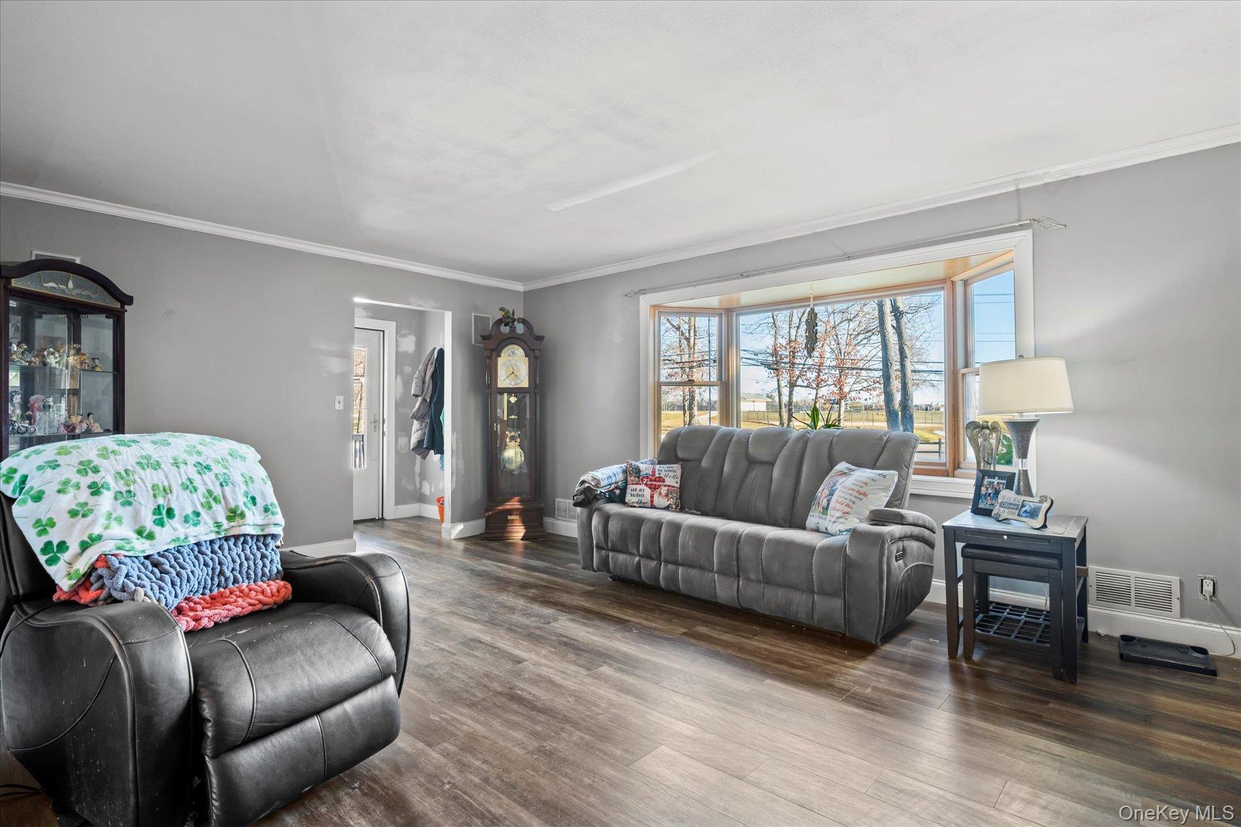 #5 photo, 280 Moriches Road, 東長島 Saint James , NY 11780