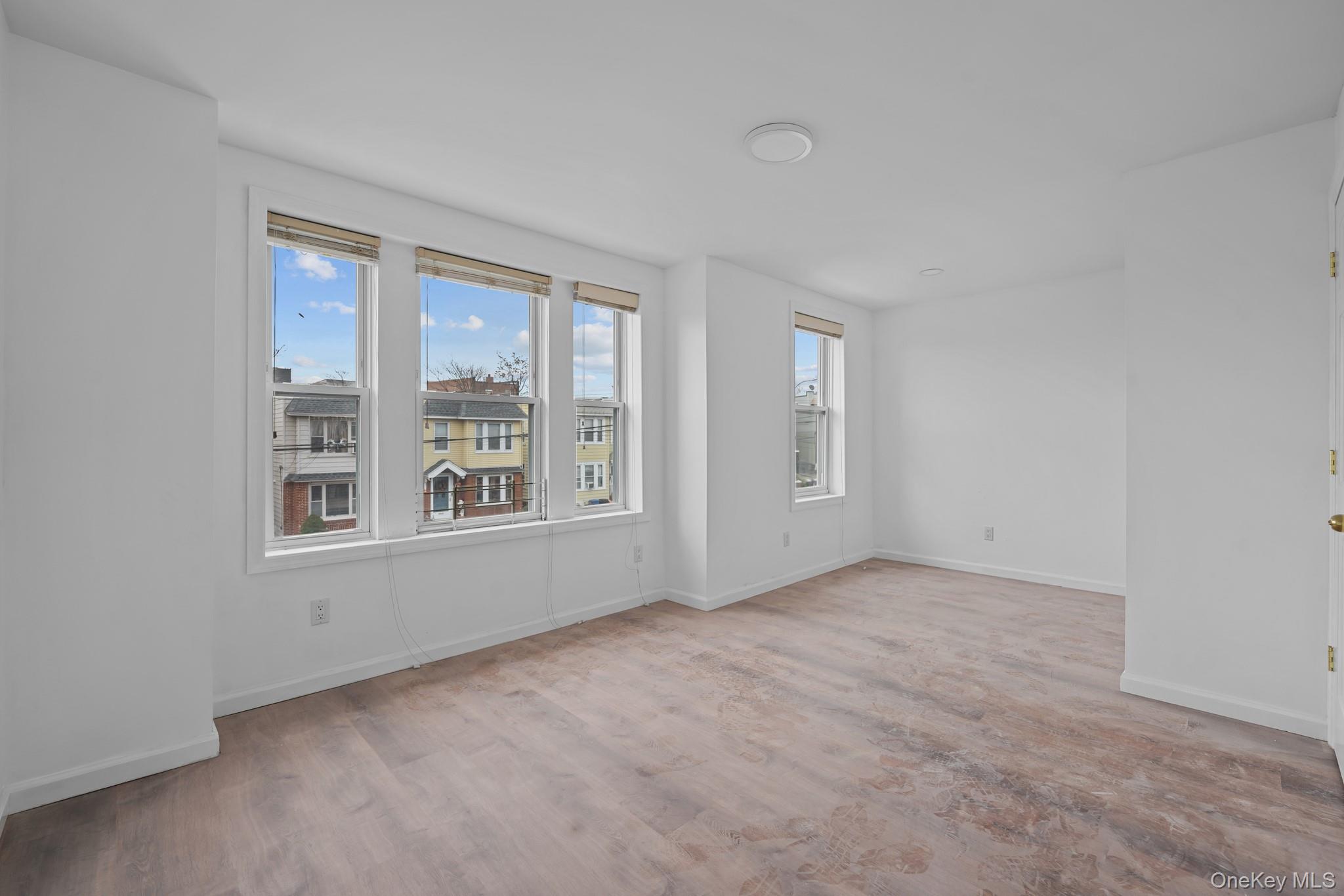 #19 photo, 5844 Fresh Pond Road, 皇后區 Maspeth , NY 11378