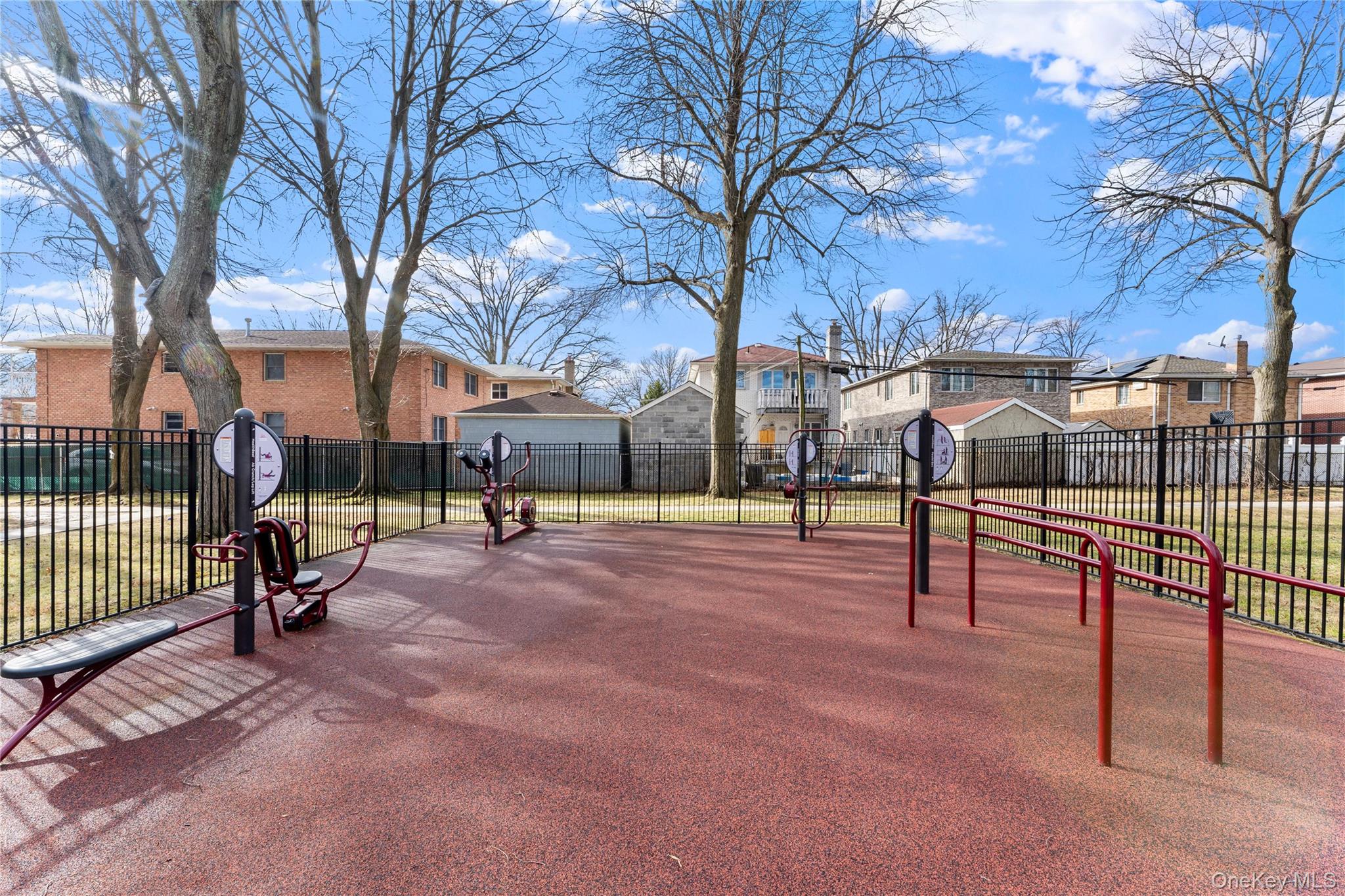 #18 photo, 255-25 61st Avenue, Куинс ‖ Little Neck , NY 11362