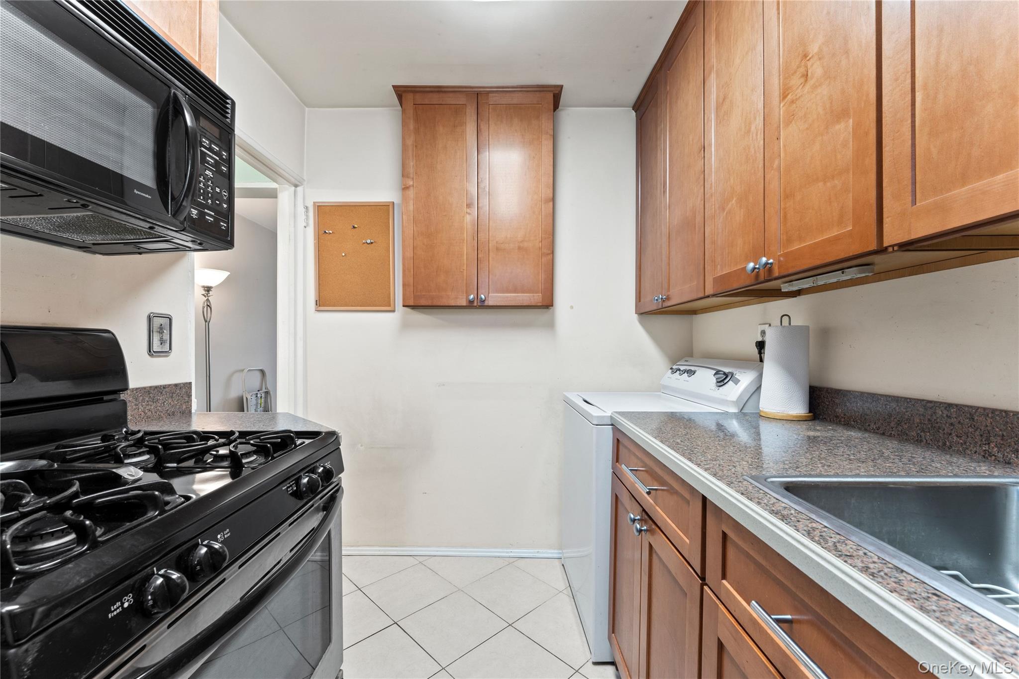 #4 photo, 255-25 61st Avenue, Куинс ‖ Little Neck , NY 11362