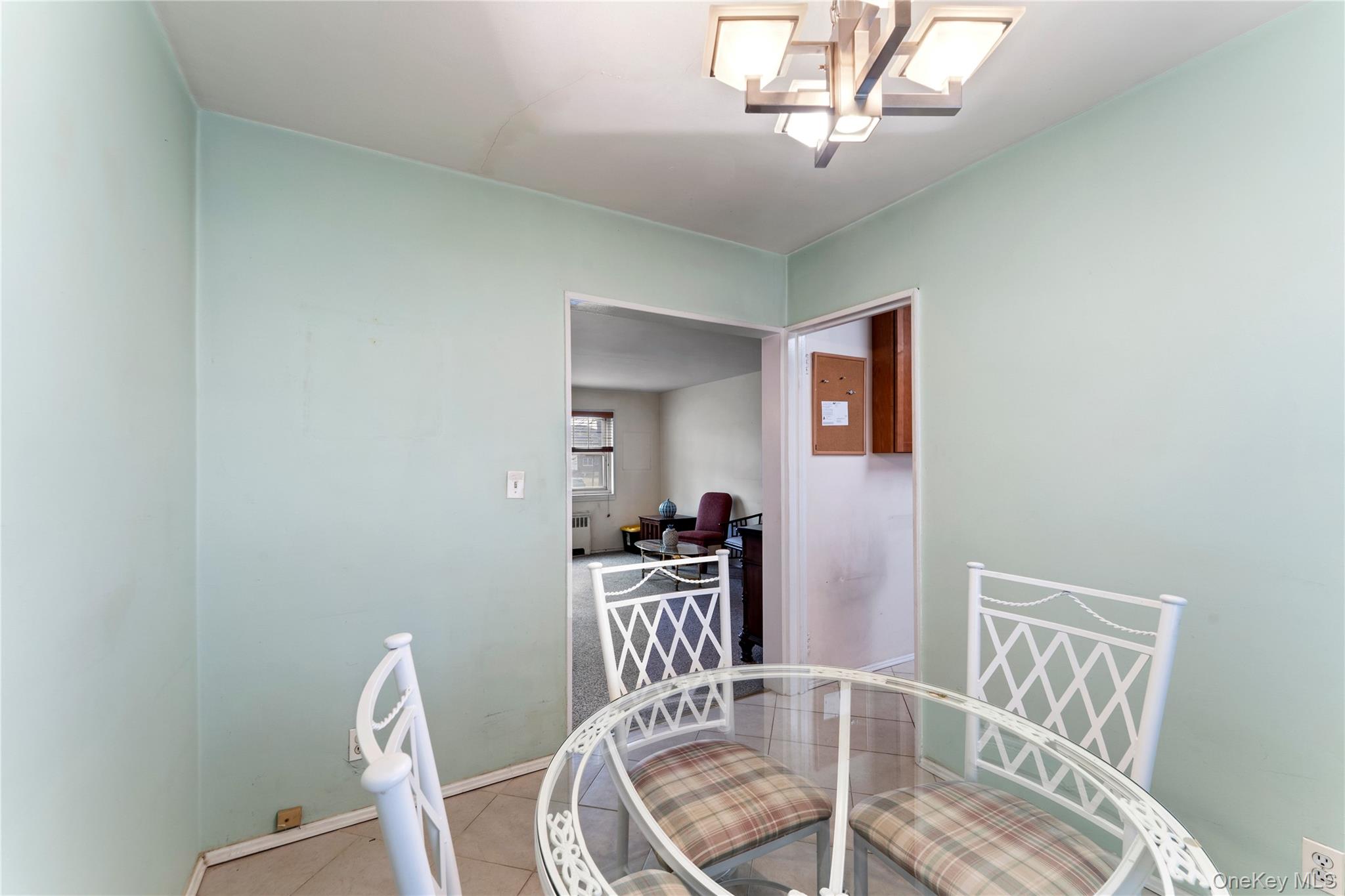 #7 photo, 255-25 61st Avenue, Куинс ‖ Little Neck , NY 11362