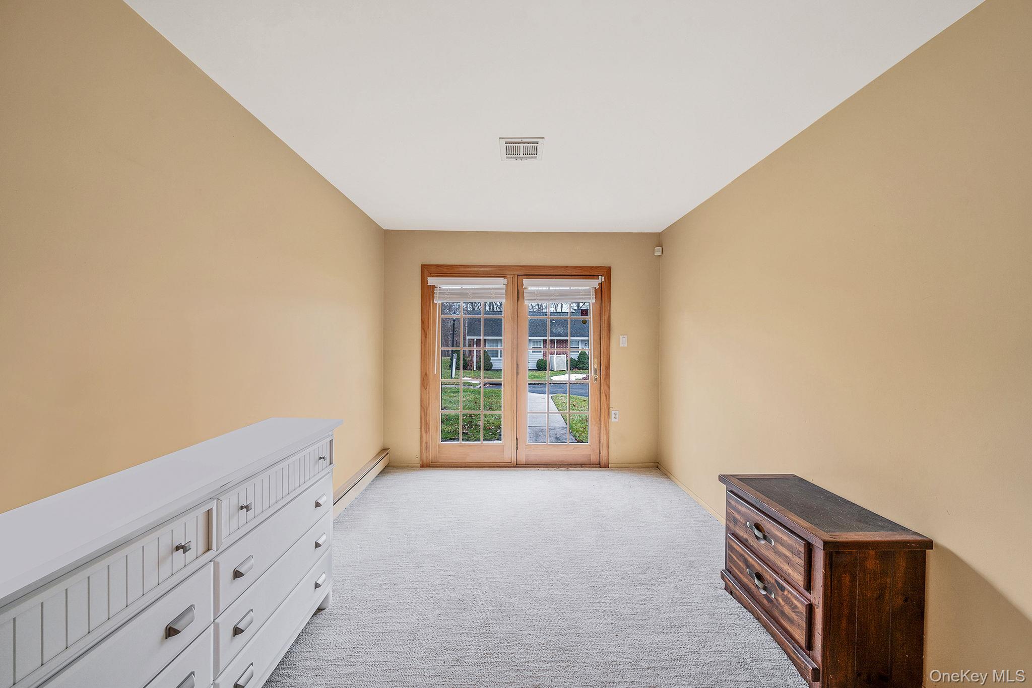 #14 photo, 116 Exmore Court, Ridge , NY 11961