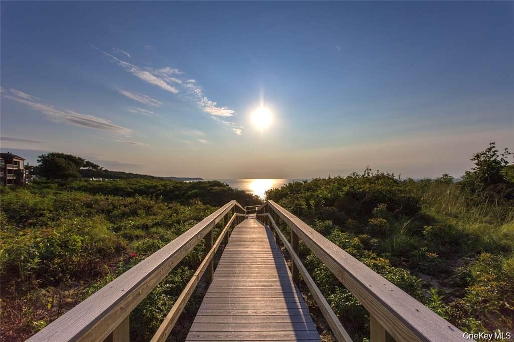 #1 photo, 3105 Bluffs Drive, Baiting Hollow , NY 11933