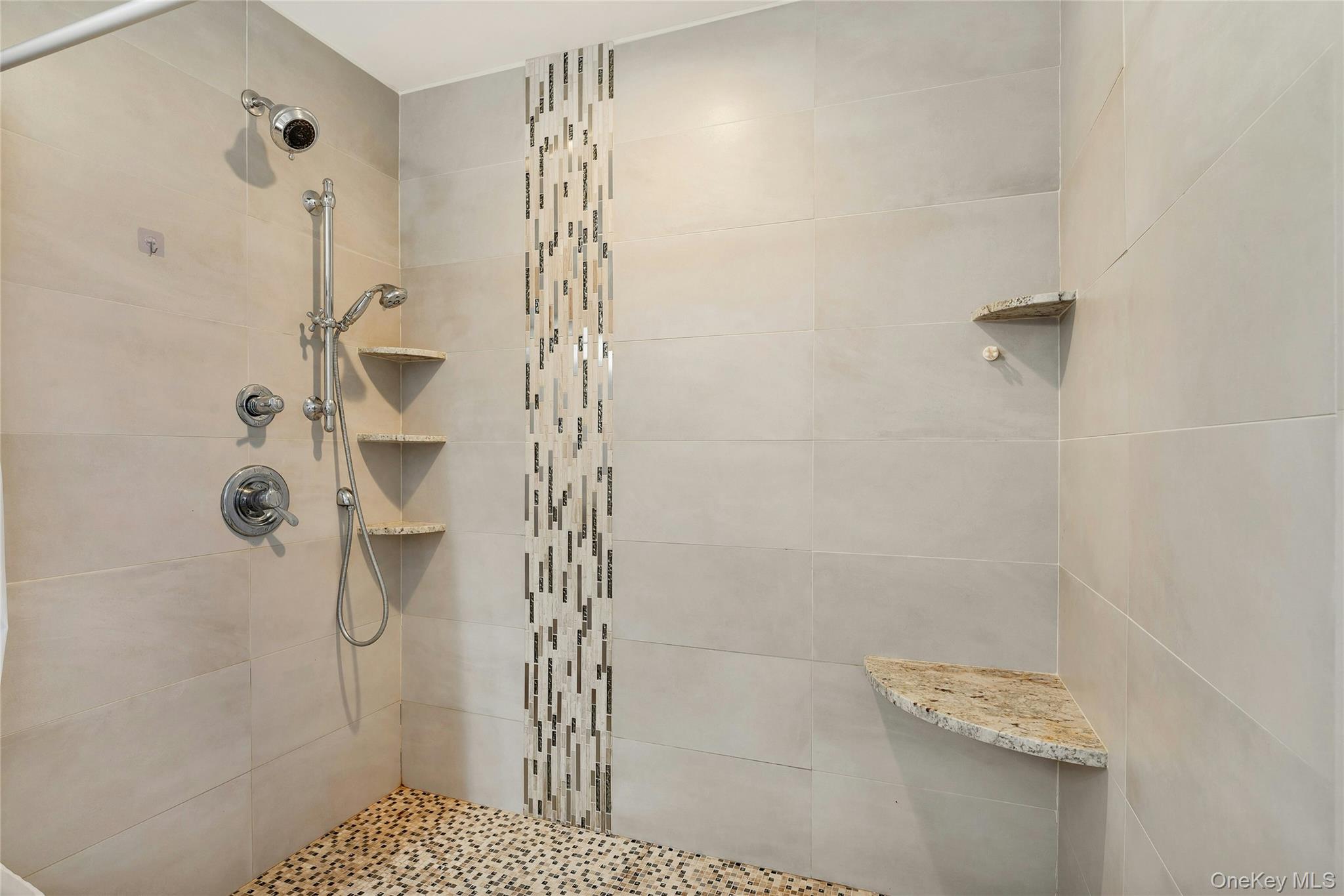 #17 photo, 3105 Bluffs Drive, Baiting Hollow , NY 11933