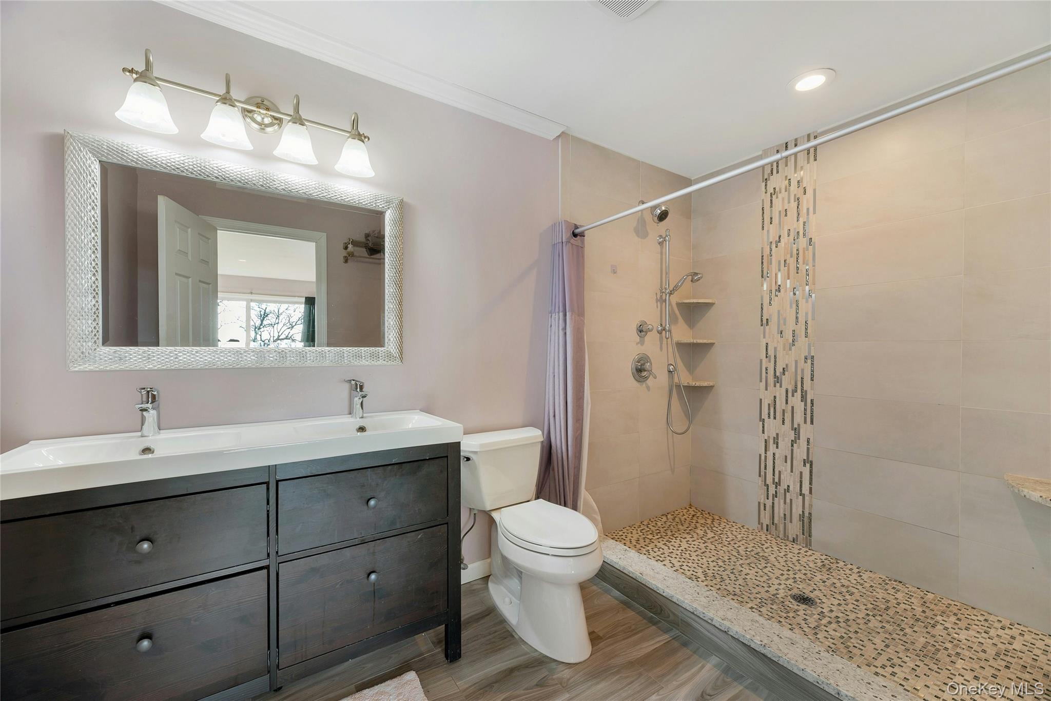 #18 photo, 3105 Bluffs Drive, Baiting Hollow , NY 11933