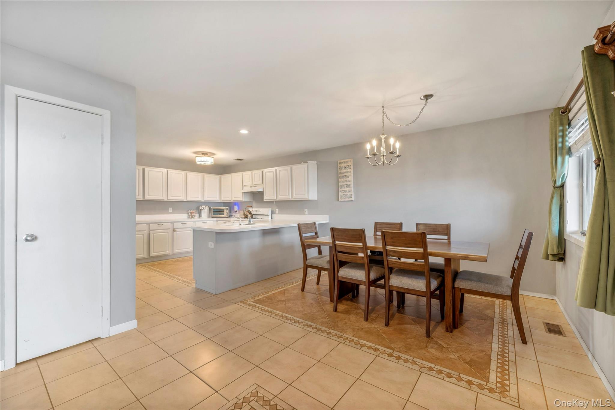 #3 photo, 3105 Bluffs Drive, Baiting Hollow , NY 11933