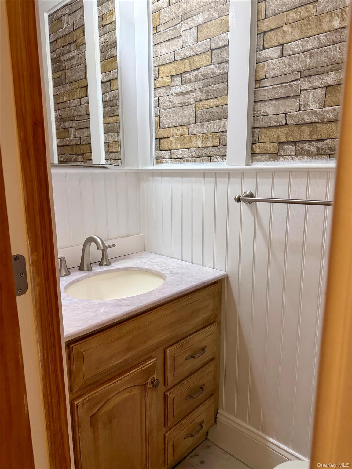 #13 photo, 125 Hill Spur, 東長島 Calverton , NY 11933