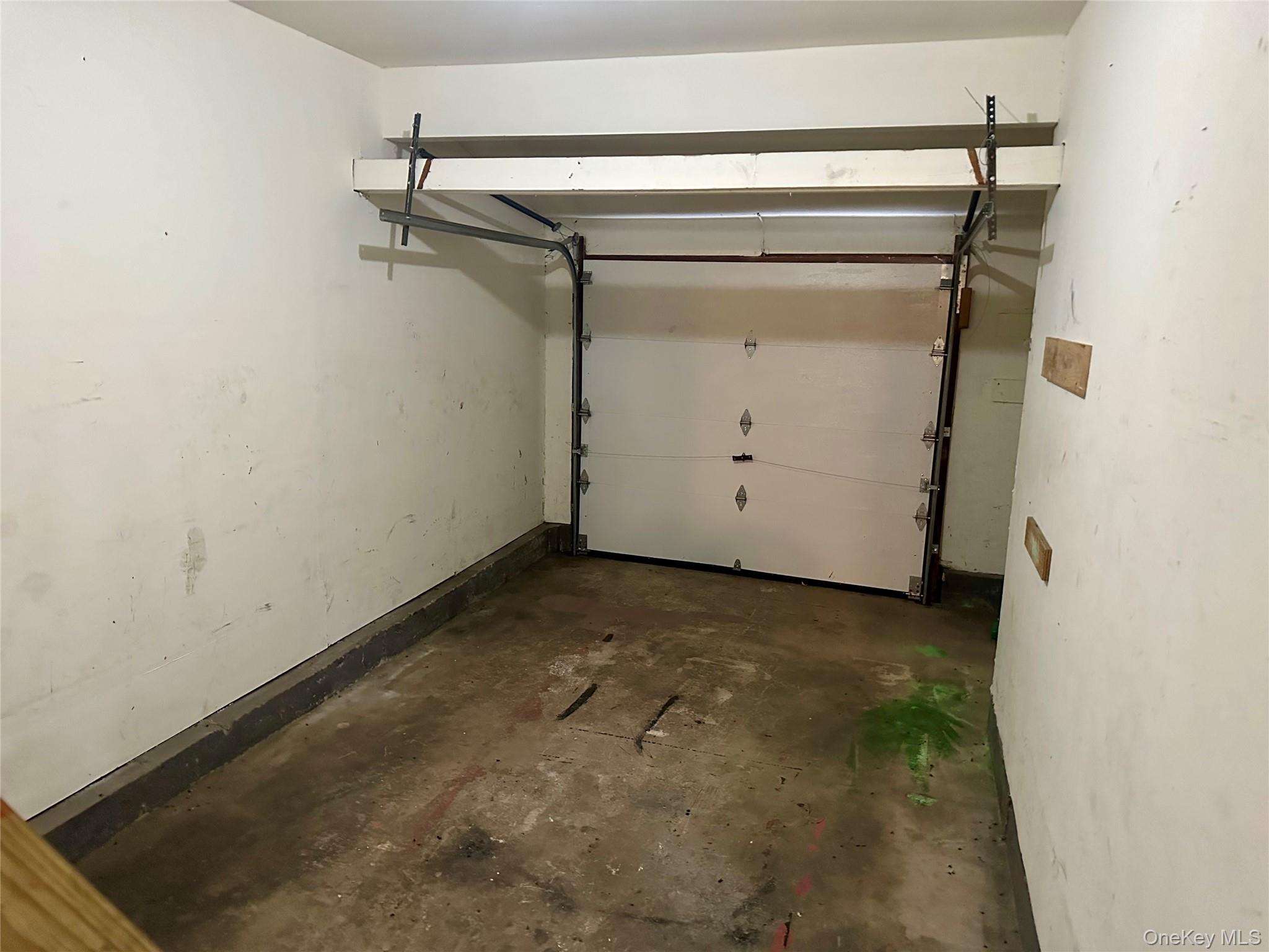 #16 photo, 74 Clifton Place, 東長島 Port Jefferson Station , NY 11776