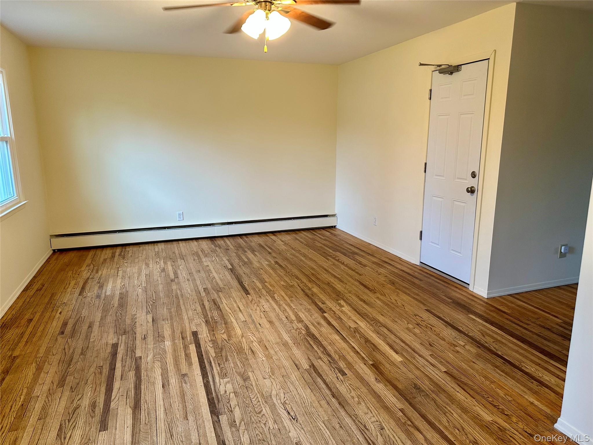 #7 photo, 74 Clifton Place, 東長島 Port Jefferson Station , NY 11776