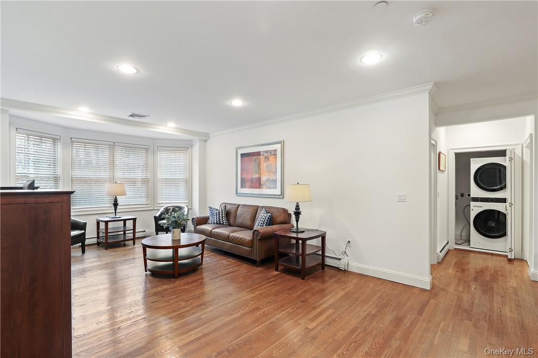 #5 photo, 10 School Street, Rye , NY 10580