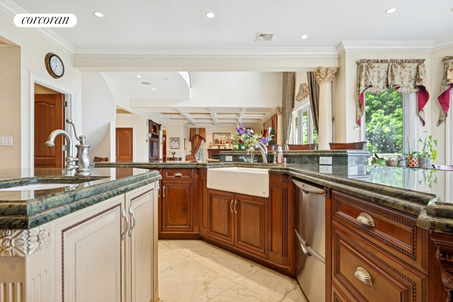 #17 photo, 1-06 SAMOS Lane, 皇后區 Whitestone , NY 11357