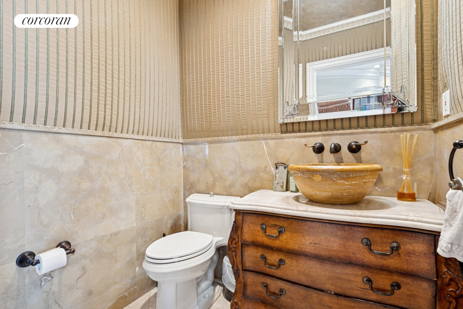 #19 photo, 1-06 SAMOS Lane, 皇后區 Whitestone , NY 11357