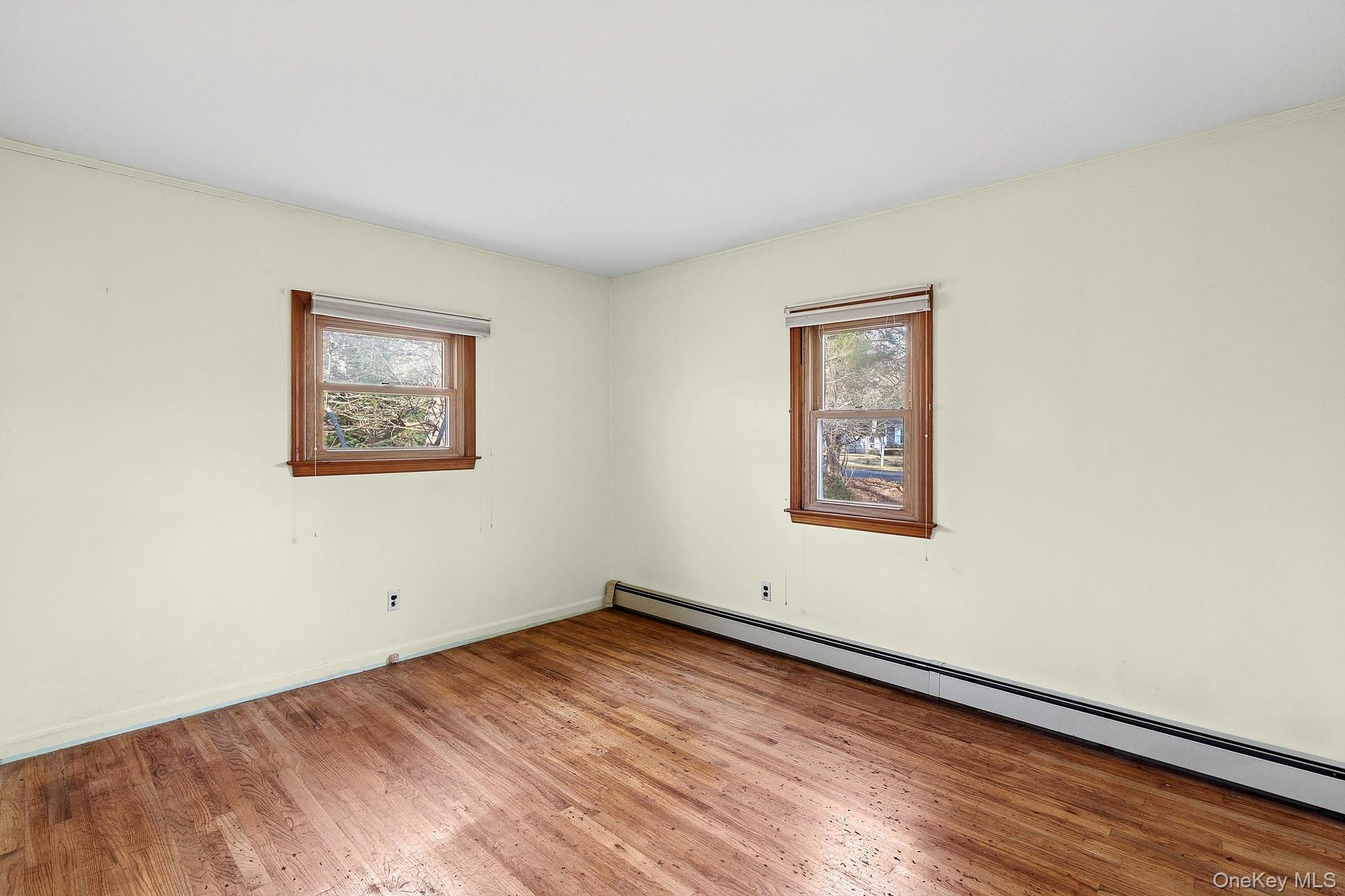 #7 photo, 37 Cedar Drive, 東長島 Springs , NY 11937