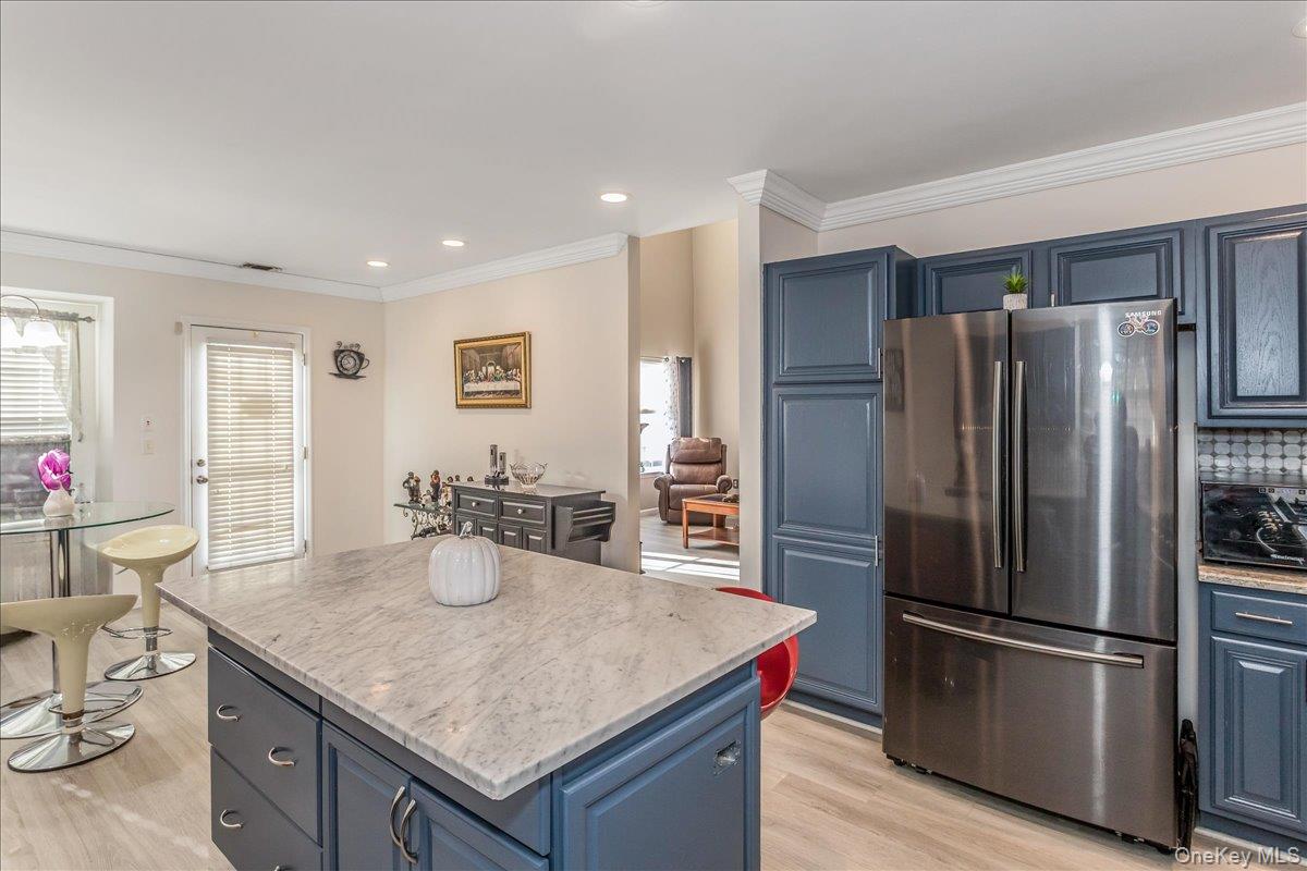 #13 photo, 12 Jennifer Lane, 東長島 Middle Island , NY 11953