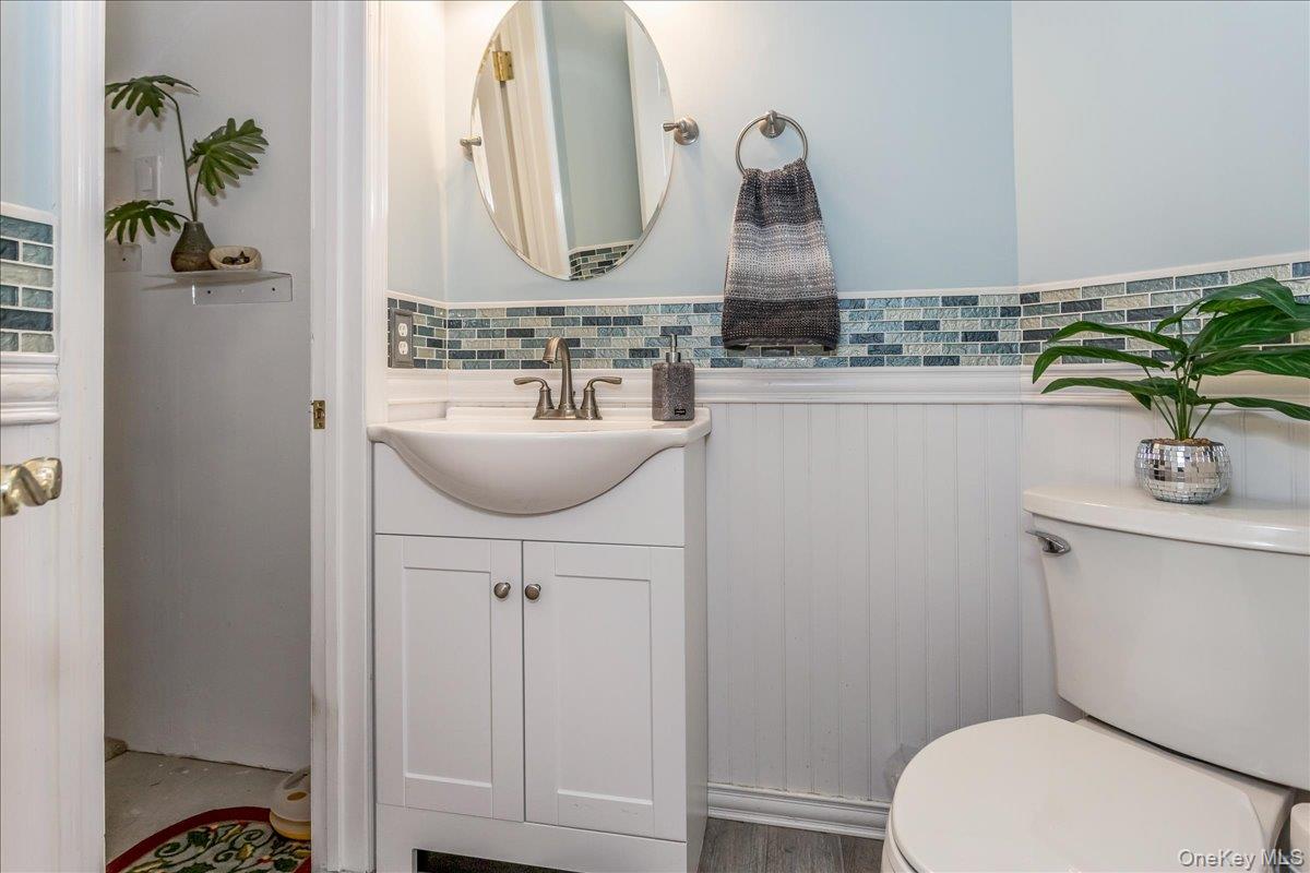 #16 photo, 12 Jennifer Lane, 東長島 Middle Island , NY 11953