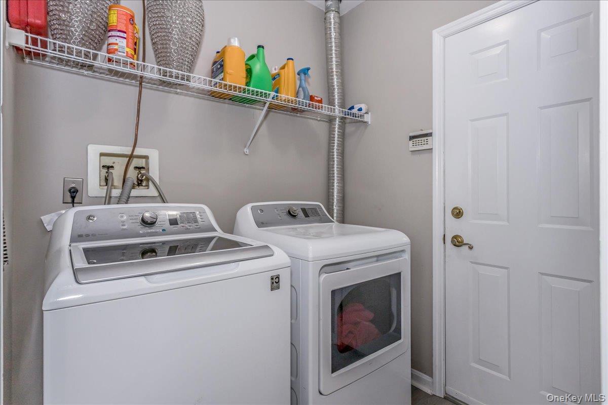 #20 photo, 12 Jennifer Lane, 東長島 Middle Island , NY 11953