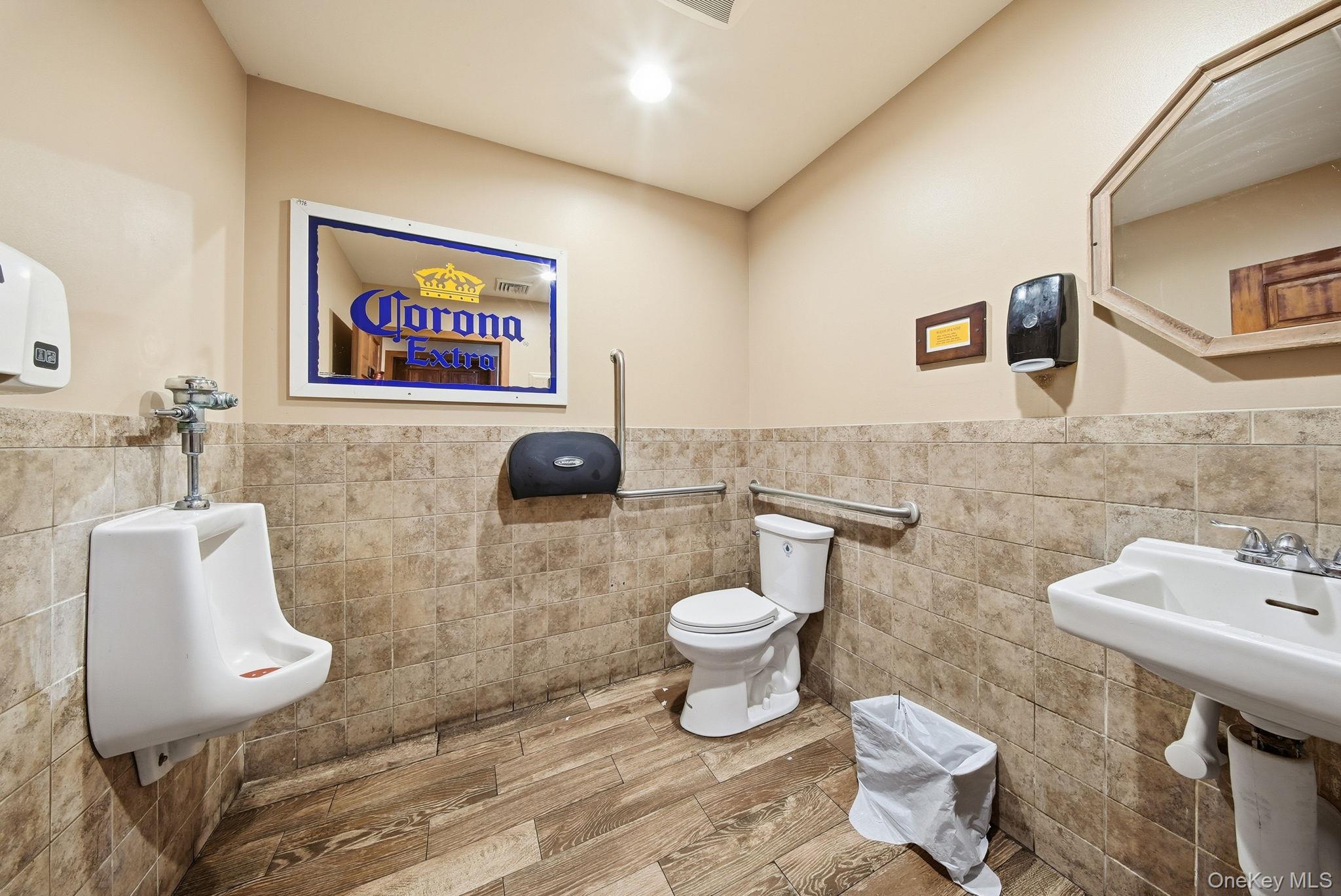 #20 photo, 809 Bloomingburg Road, 紐約州 Bloomingburg , NY 12721