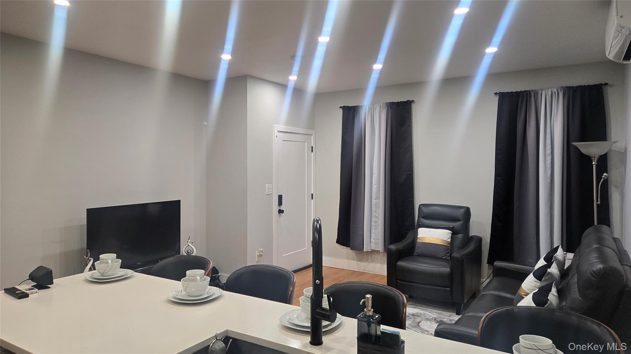 #4 photo, 1008 Lenox Road, Brooklyn , NY 11212