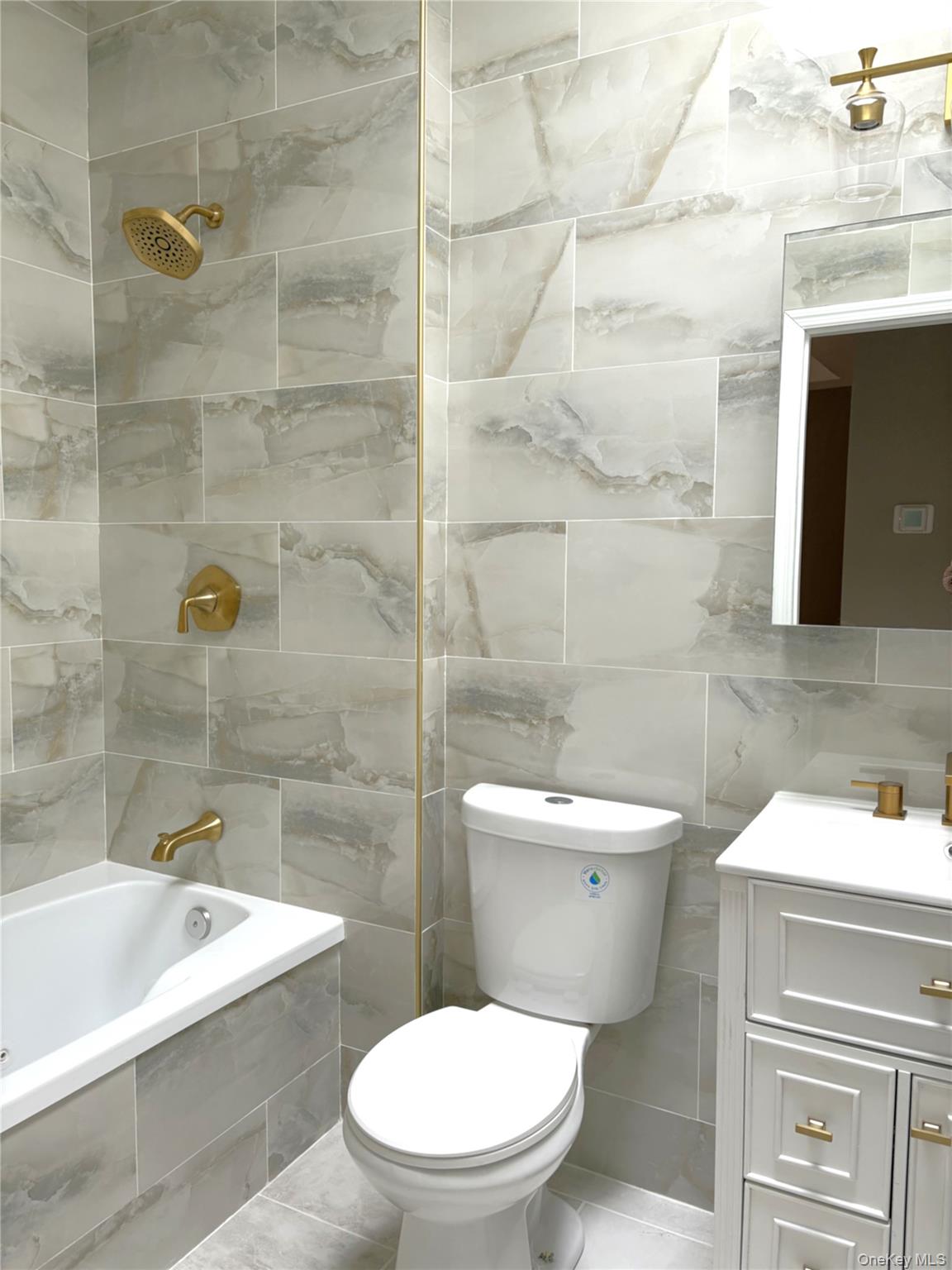 #5 photo, 26 E 55th Street, הברונקס Brooklyn , NY 11203