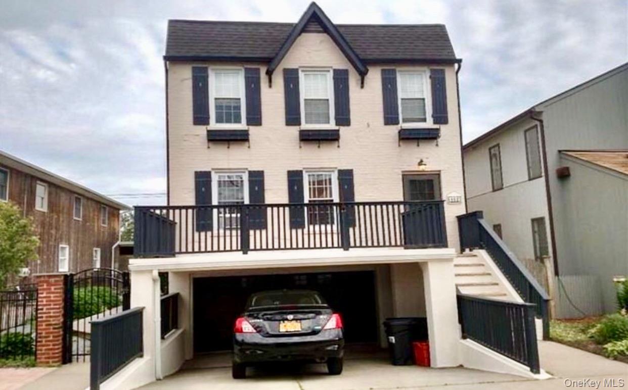 #1 photo, 462 W Chester Street, Long Beach , NY 11561