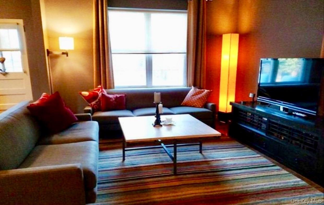 #2 photo, 462 W Chester Street, Long Beach , NY 11561