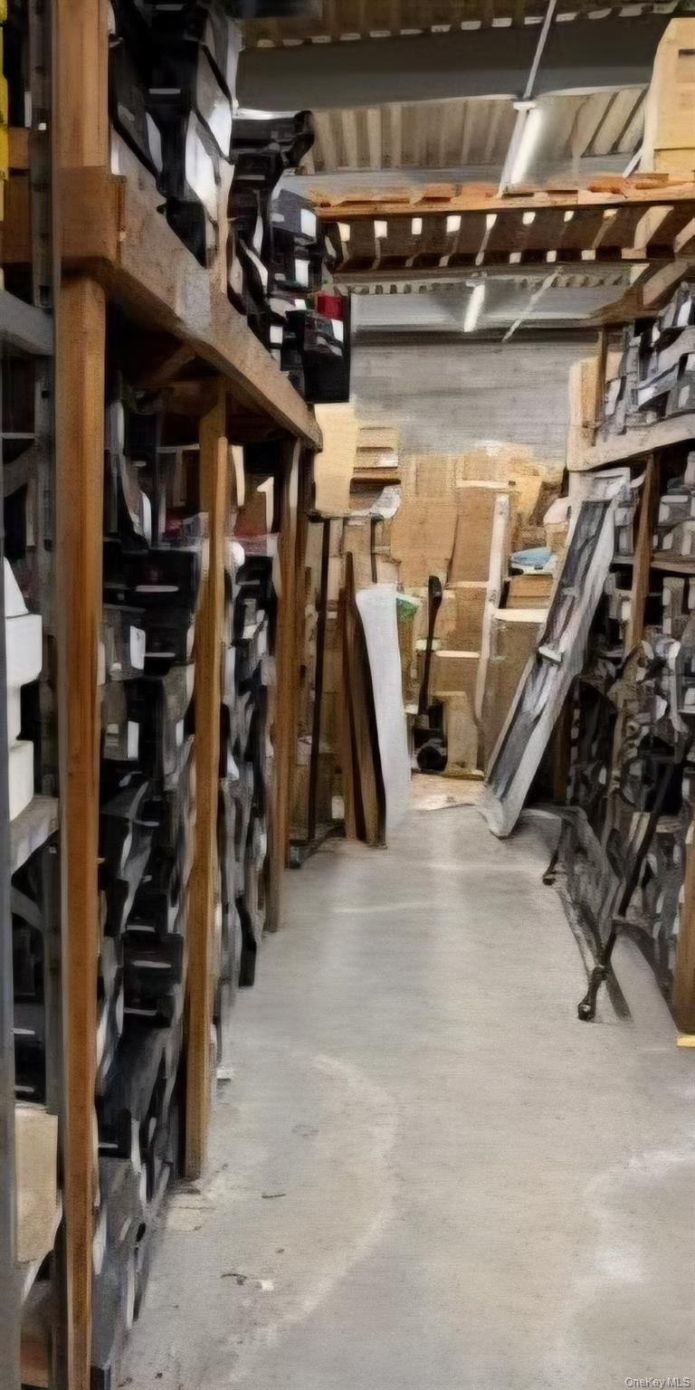 #5 photo, 16 McCarthy Road, ناسو Hempstead , NY 11558