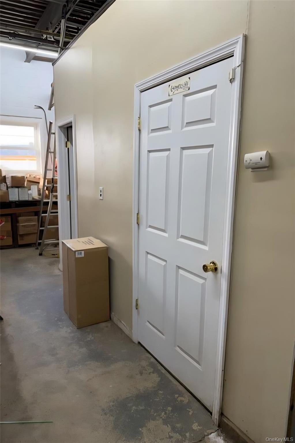 #8 photo, 16 McCarthy Road, ناسو Hempstead , NY 11558