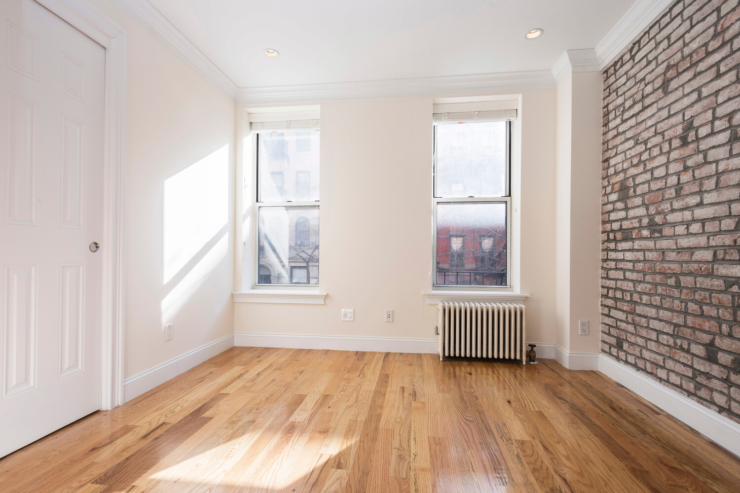 #1 photo, New York City, Yorkville , NY 10128