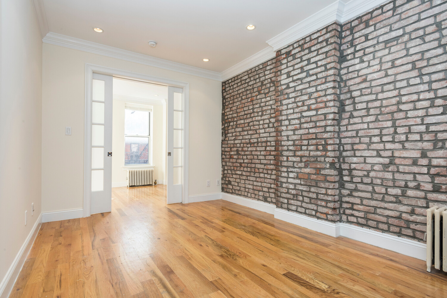 #2 photo, New York City, Yorkville , NY 10128