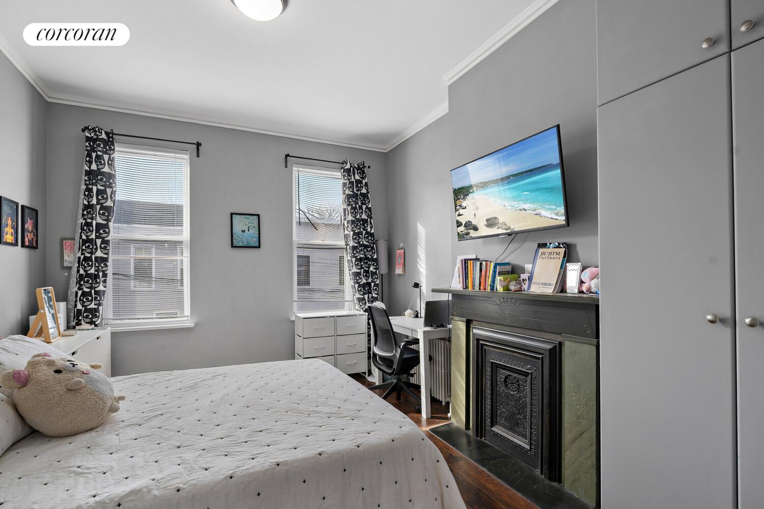 #5 photo, Maspeth, Maspeth , NY 11378