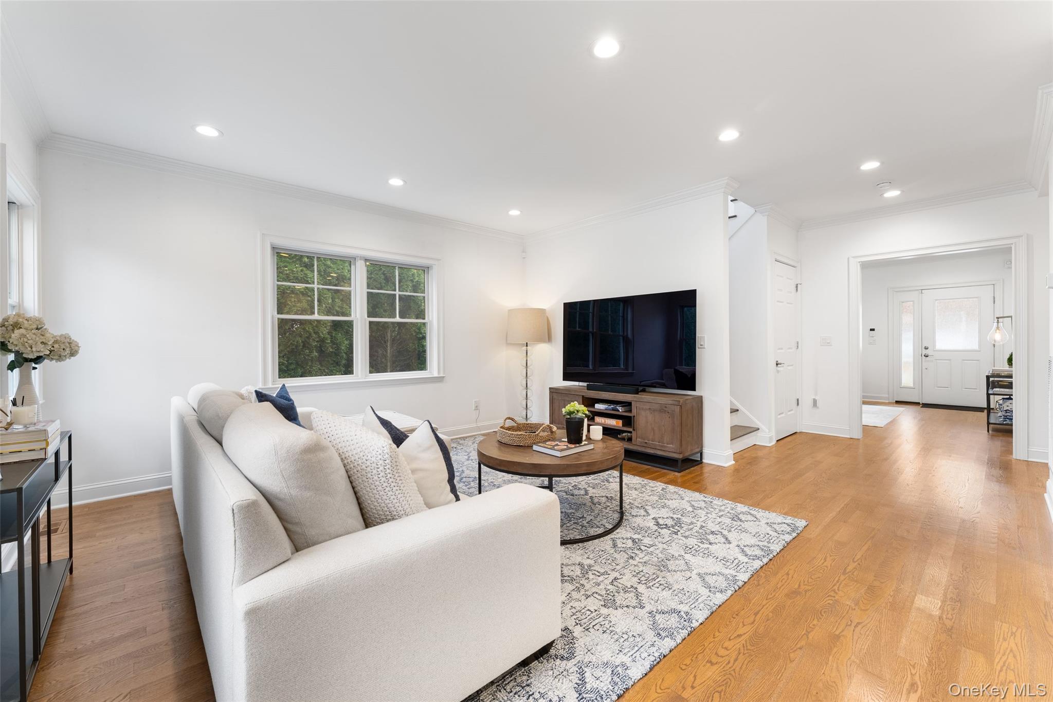 #11 photo, 109 Lee Road, Scarsdale , NY 10583