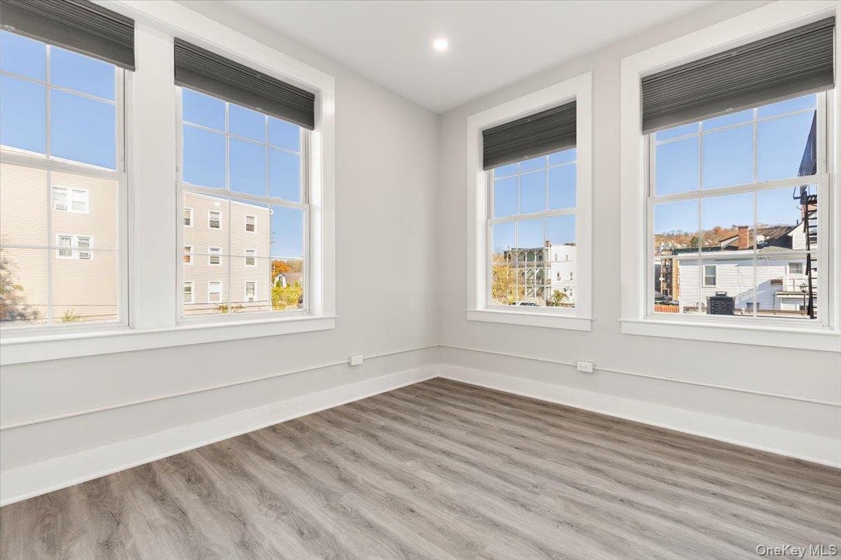 #7 photo, 49 Beekman Avenue, Sleepy Hollow , NY 10591