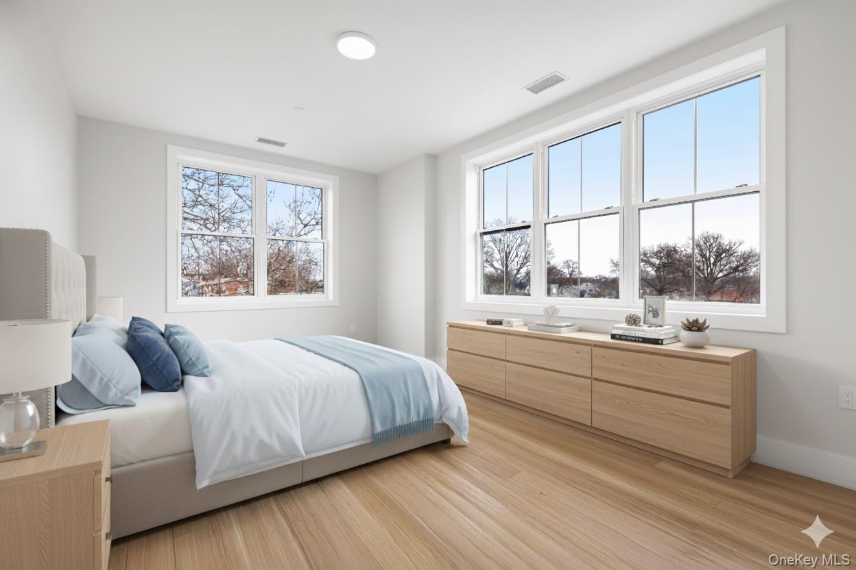 #7 photo, 132 Halstead Avenue, Harrison , NY 10528