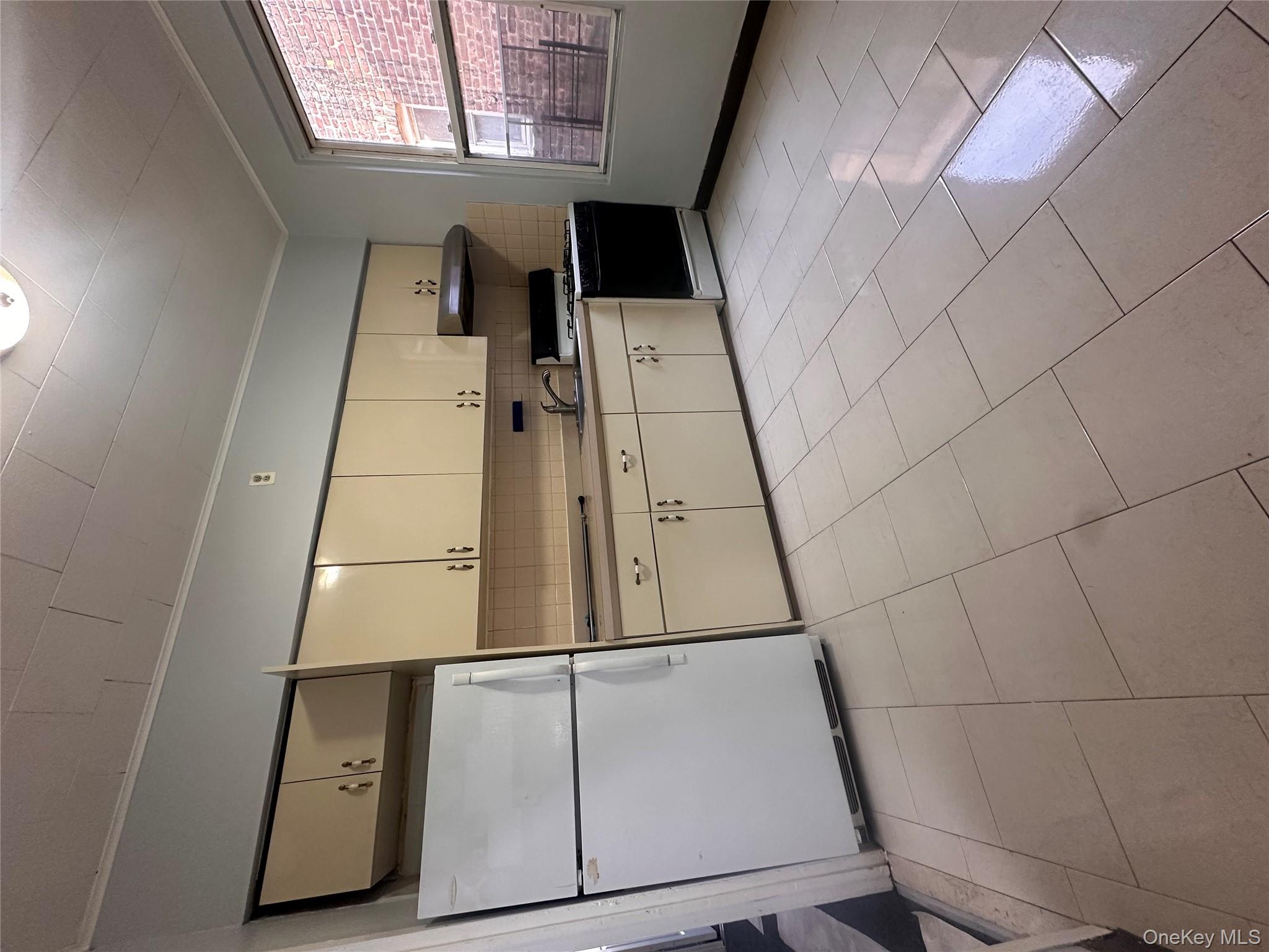 #17 photo, 11011 101st Avenue, Richmond Hill , NY 11419