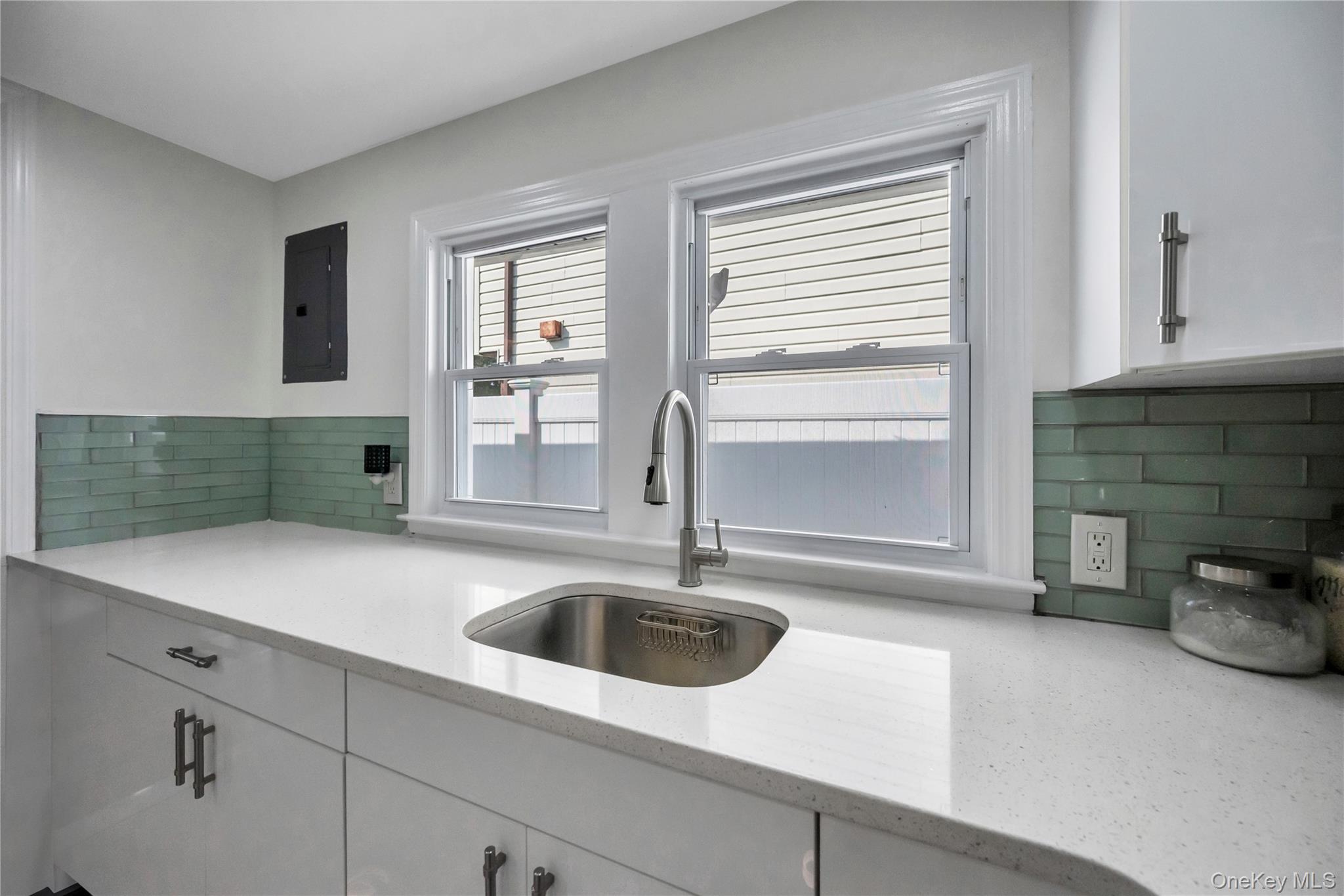 #19 photo, 98 1st Avenue, East Rockaway , NY 11518