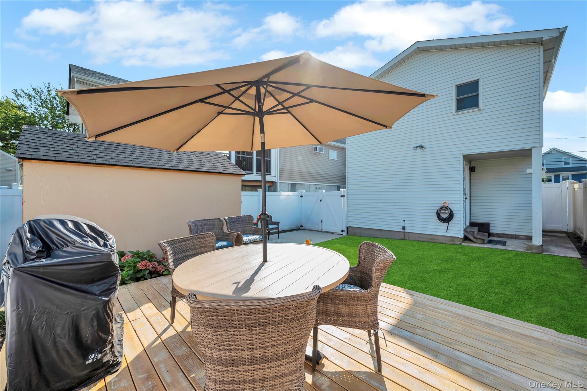 #8 photo, 98 1st Avenue, East Rockaway , NY 11518