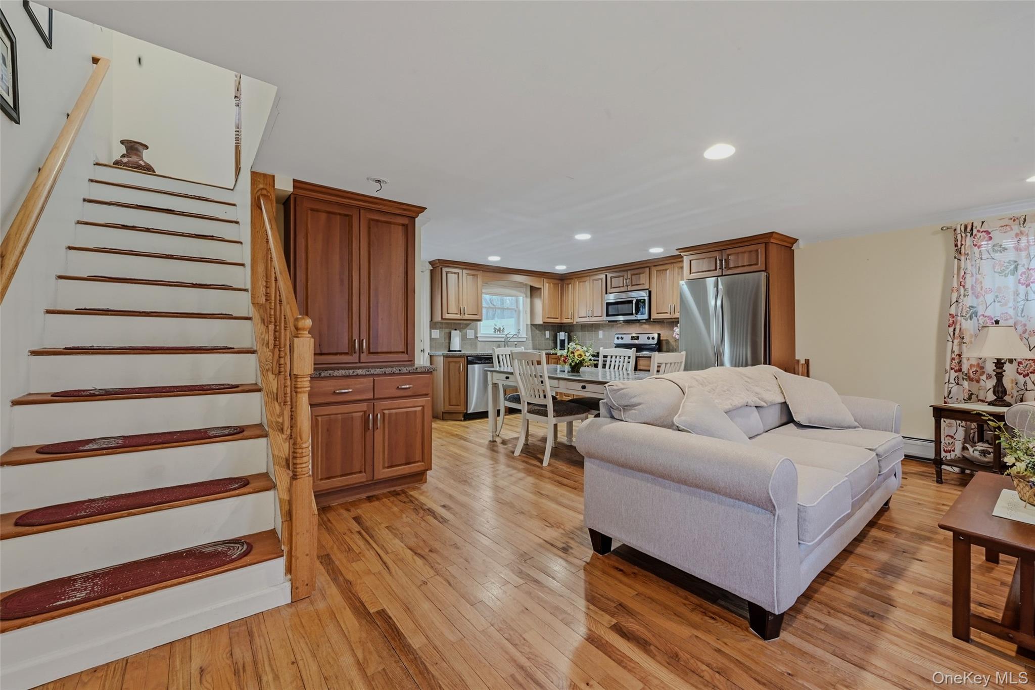 #4 photo, 1 3rd Street, Wading River , NY 11792