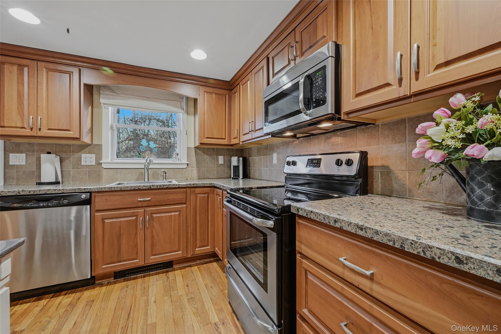 #8 photo, 1 3rd Street, Wading River , NY 11792