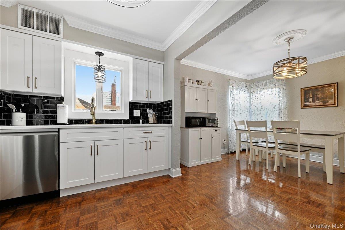 #5 photo, 447 Chestnut Street, 롱 아일랜드 West Hempstead , NY 11552